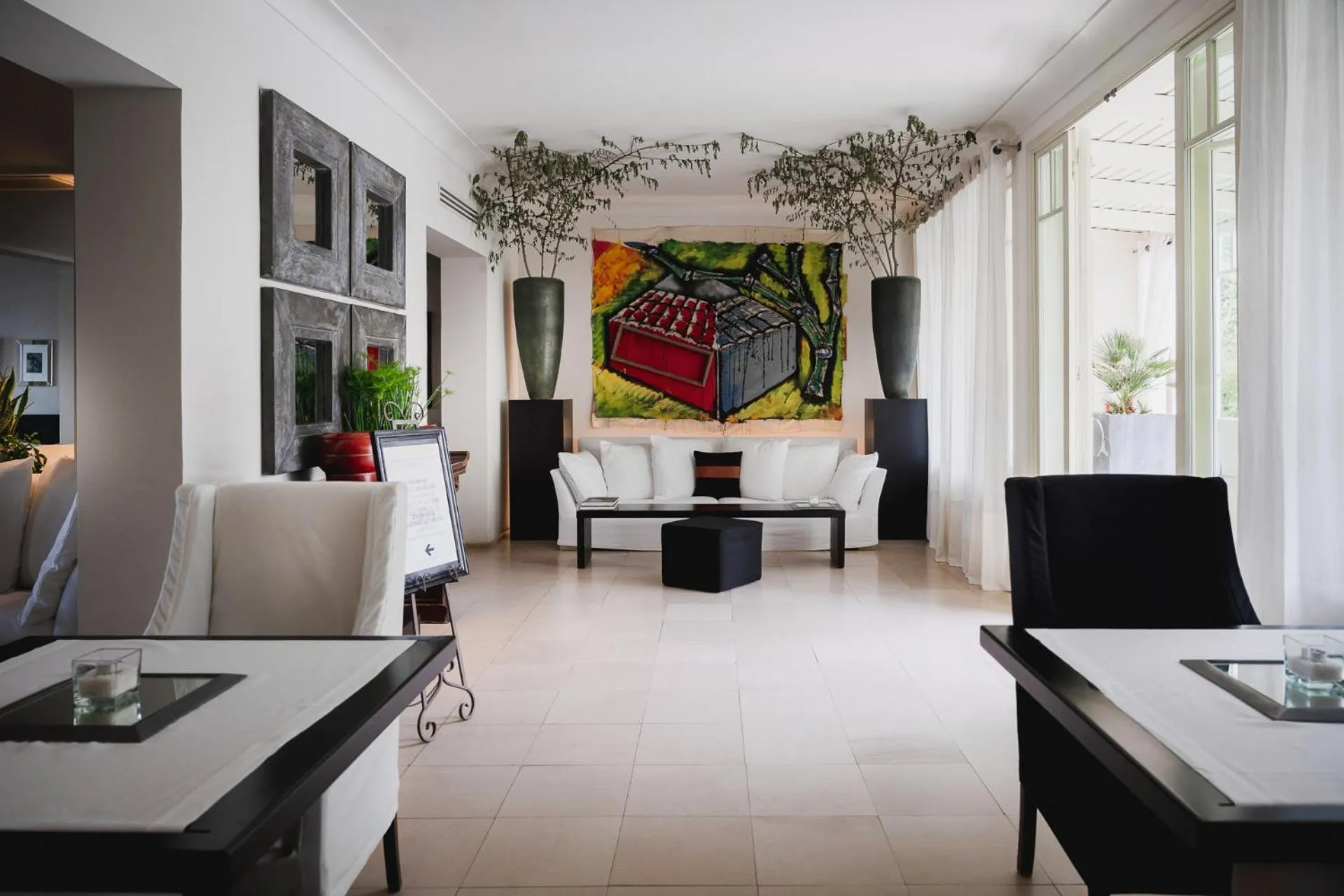 Lounge or bar in Hotel Carducci 76