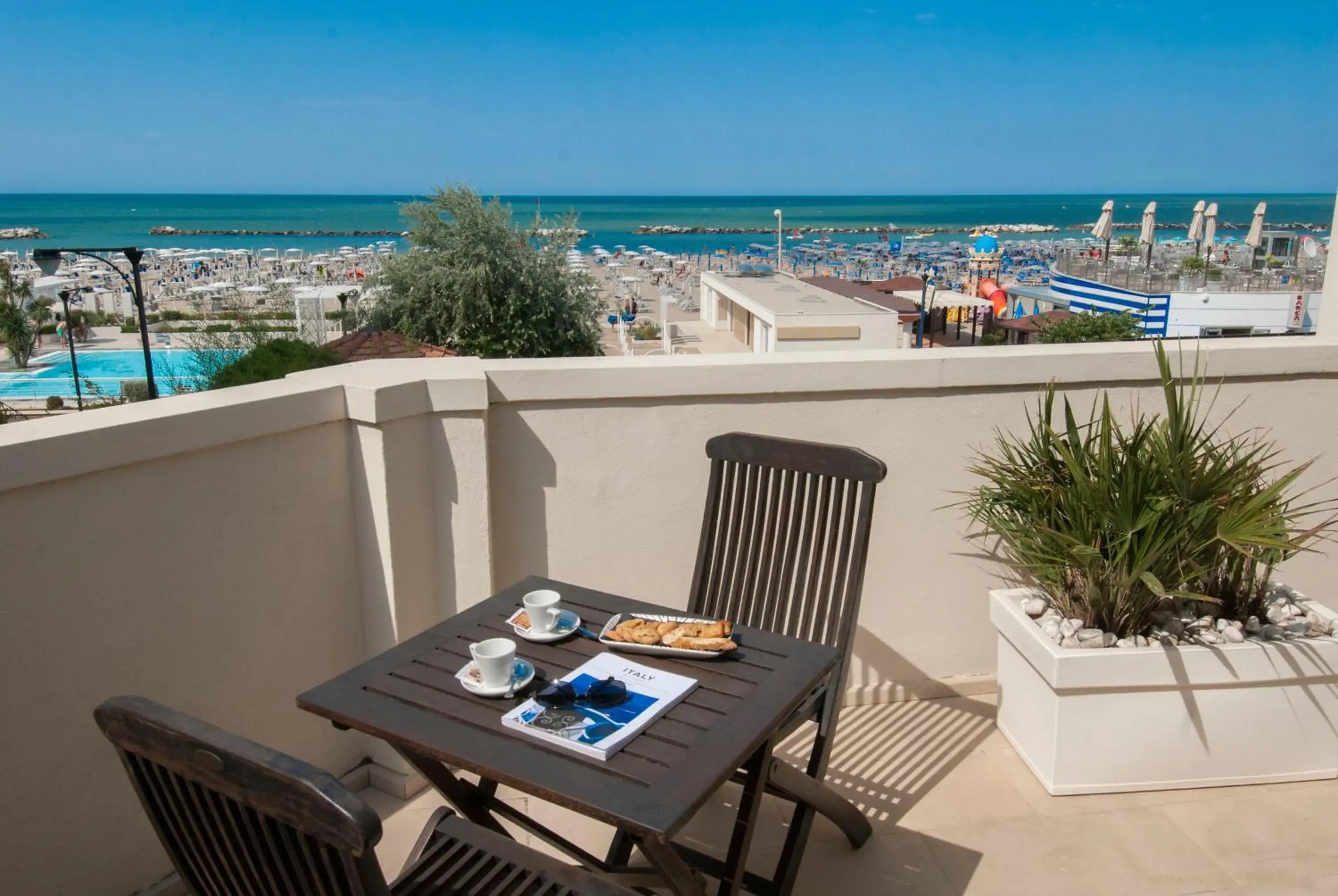 Balcony/Terrace in Hotel Carducci 76