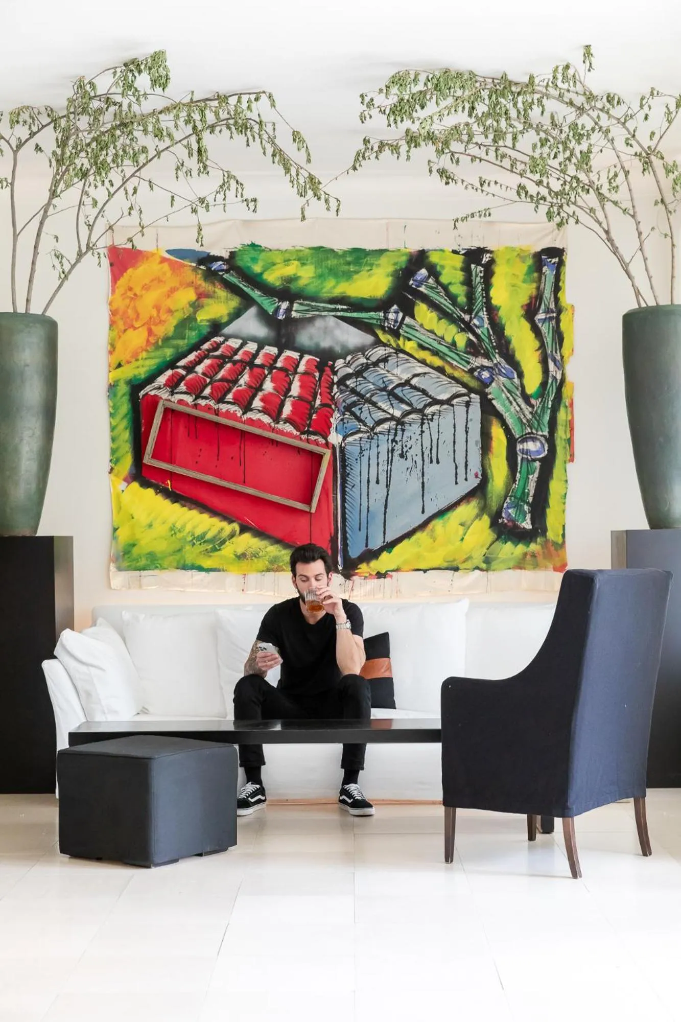 Seating area in Hotel Carducci 76