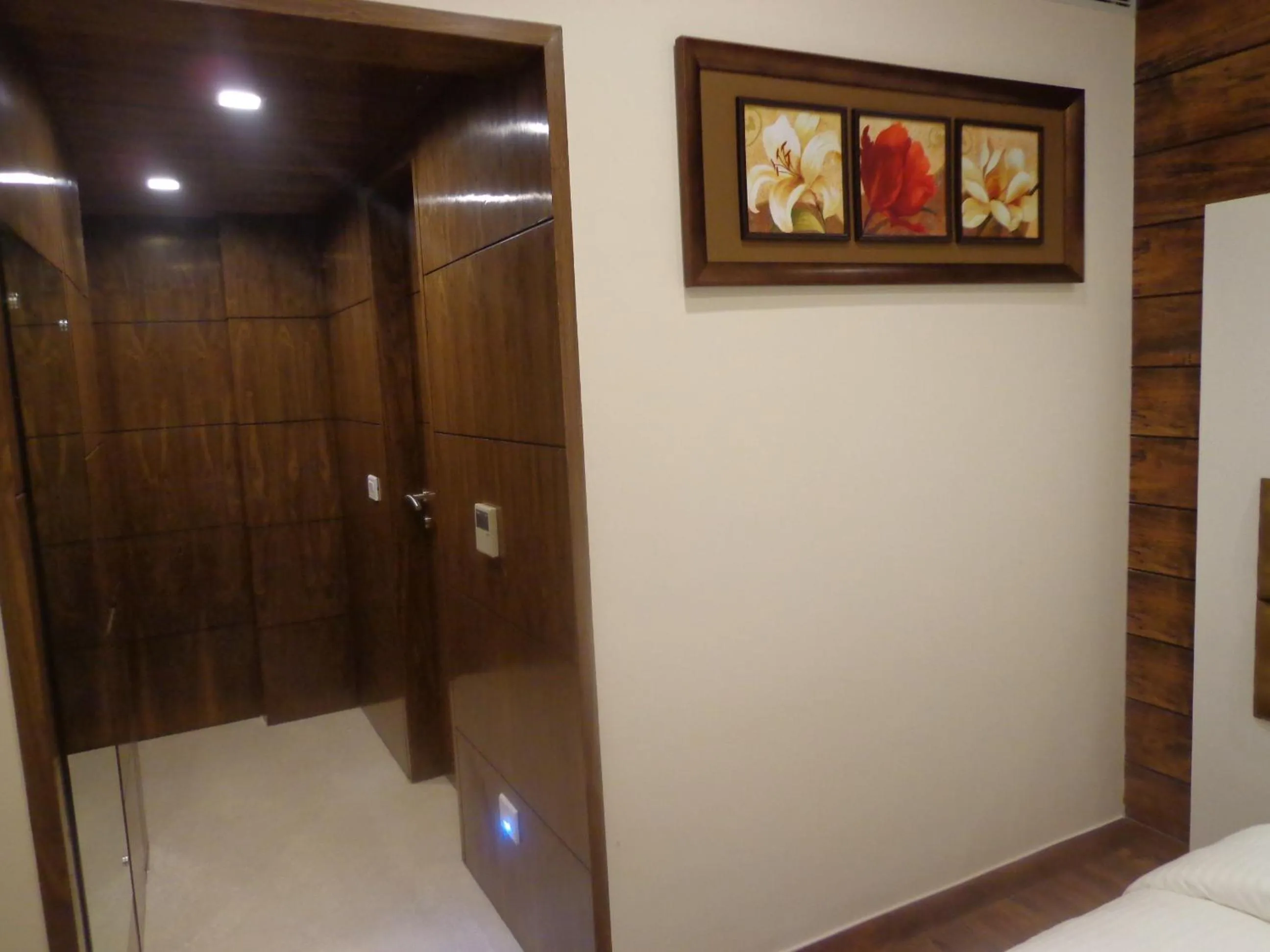 Bed in Hotel Taj Princess - Boutique Hotel