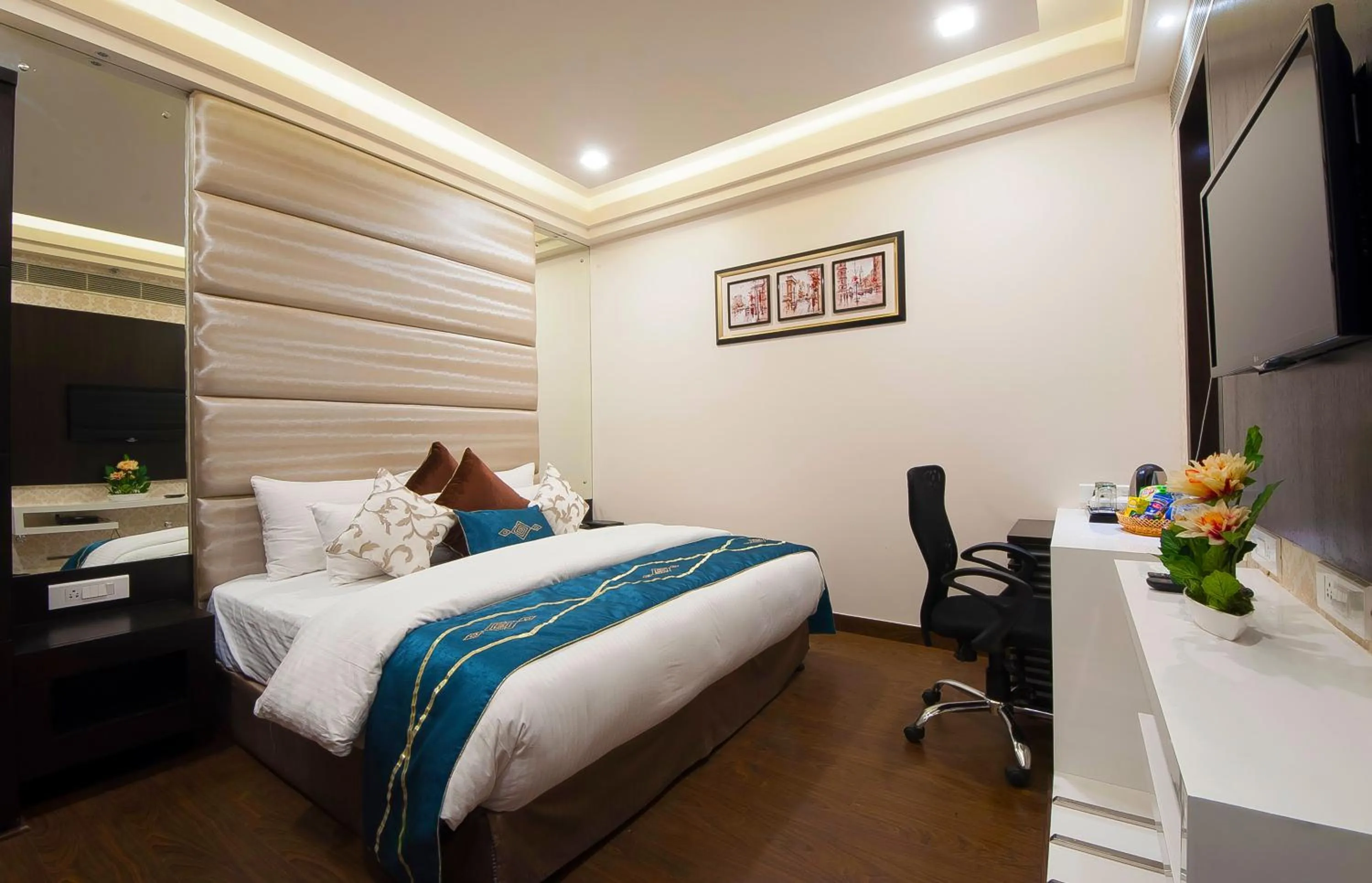 Bedroom, Bed in Hotel Taj Princess - Boutique Hotel