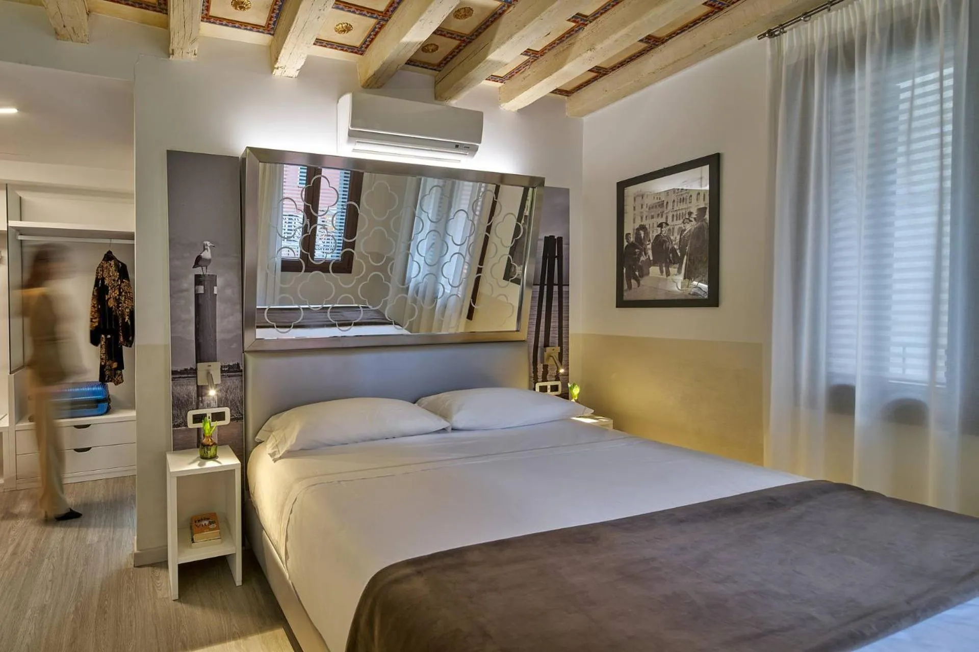 Bed in UNAHOTELS Ala Venezia-Adults 16