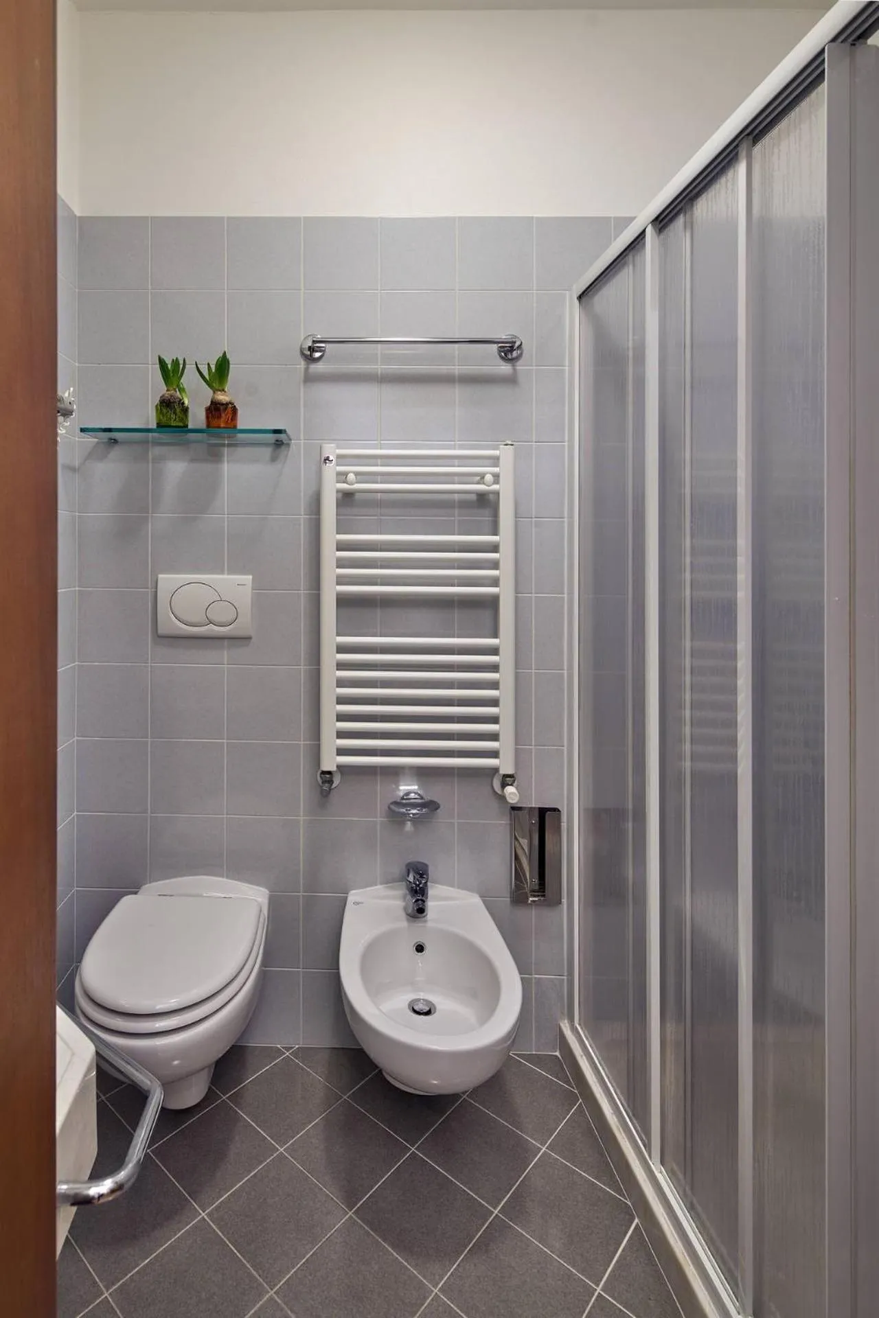 Bathroom in UNAHOTELS Ala Venezia-Adults 16