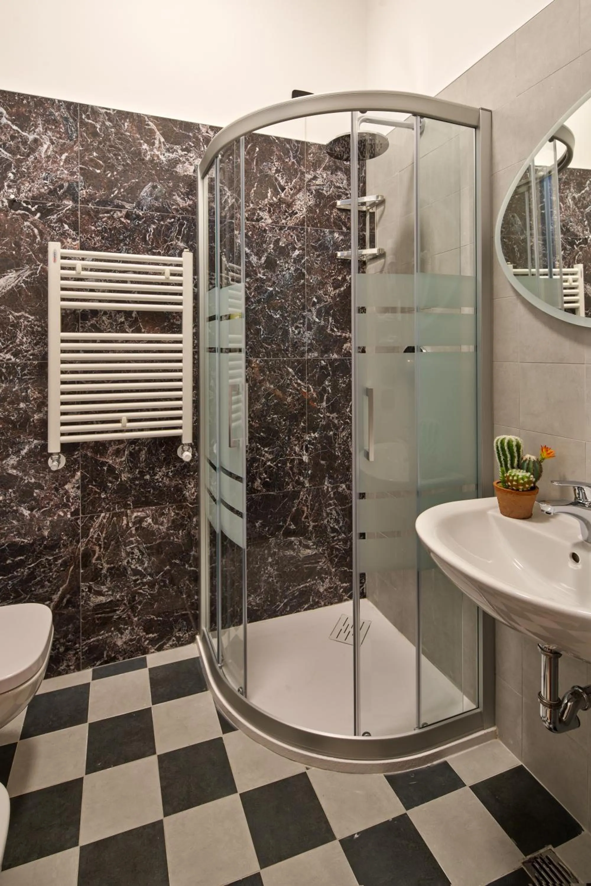 Bathroom in UNAHOTELS Ala Venezia-Adults 16