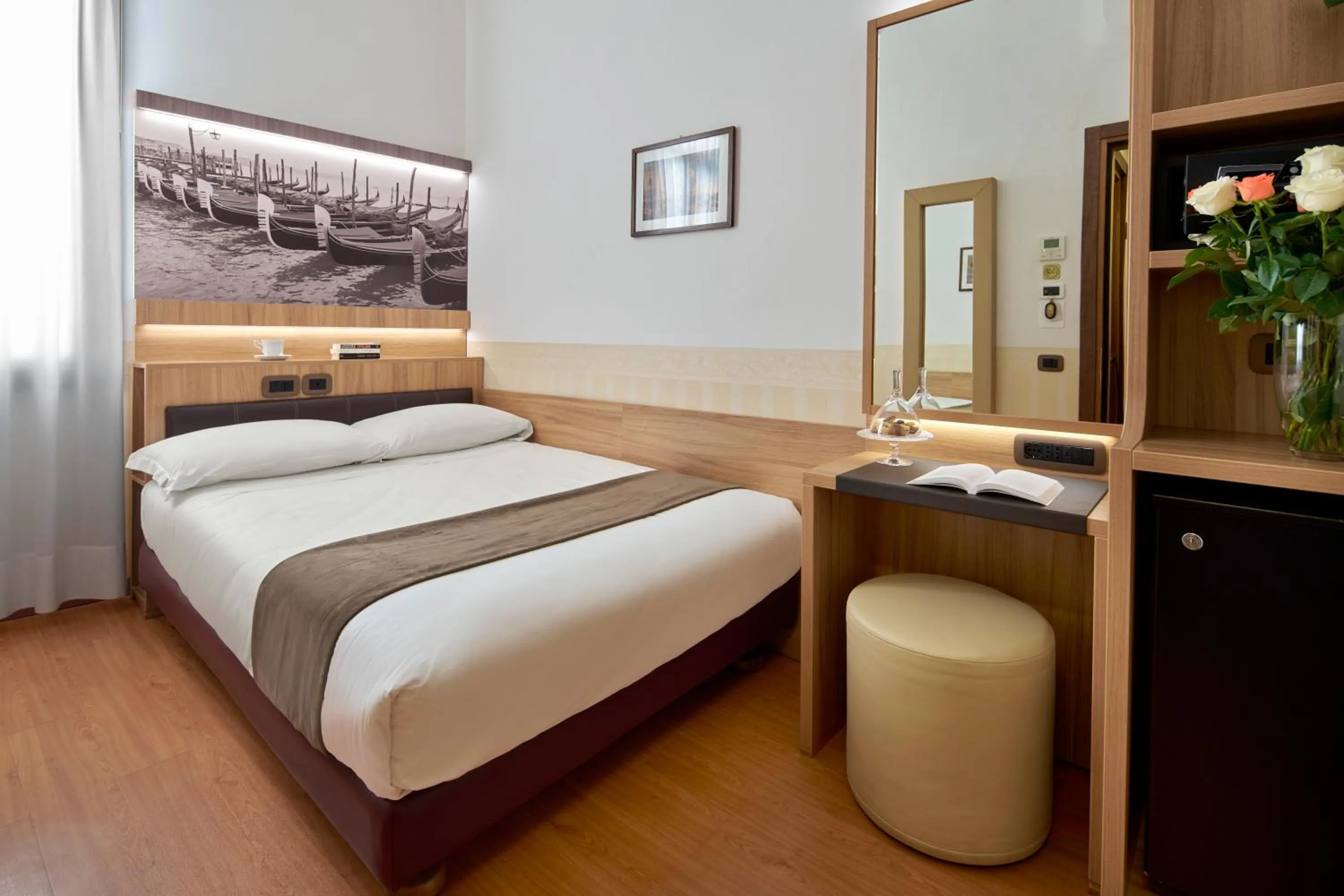 Bedroom, Bed in UNAHOTELS Ala Venezia-Adults 16