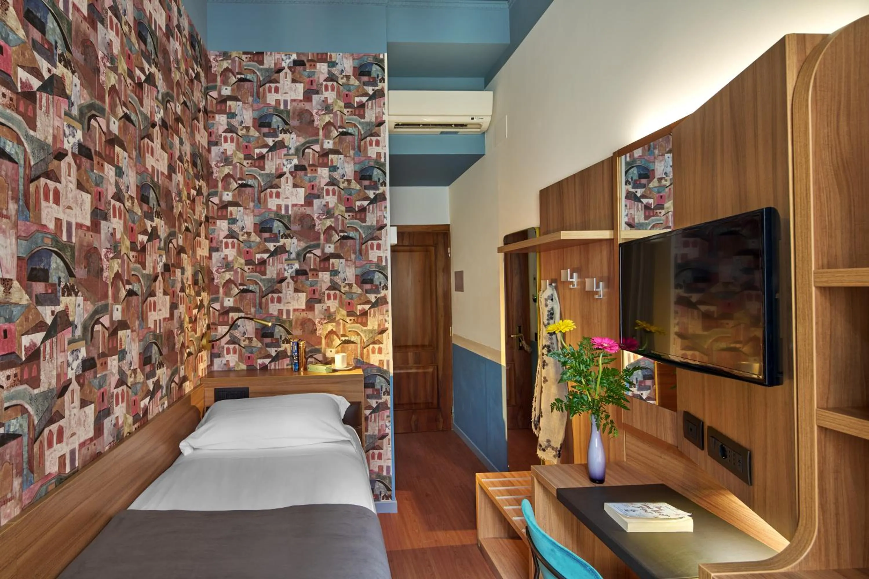 Bedroom, Bed in UNAHOTELS Ala Venezia-Adults 16