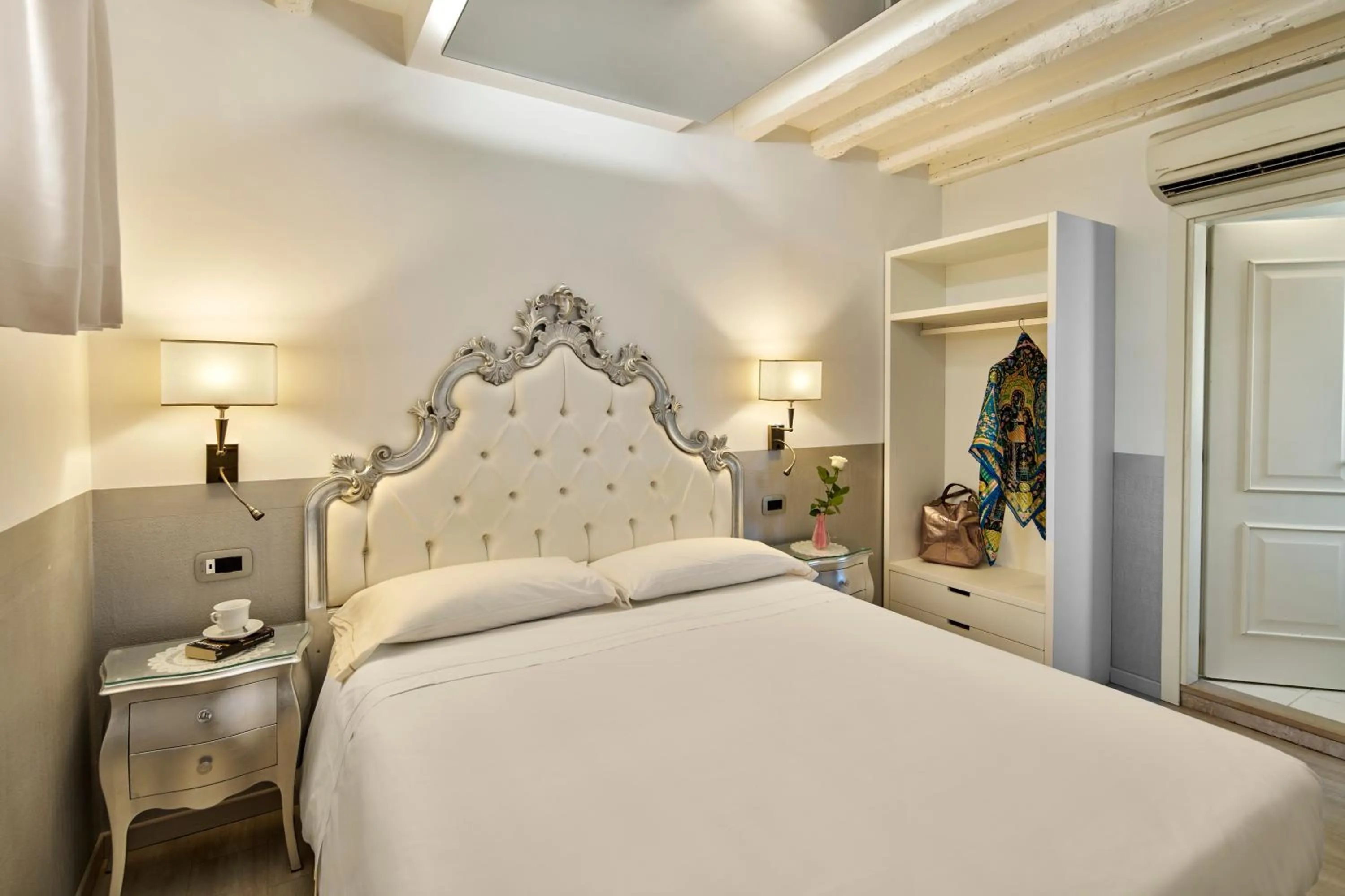 Bedroom, Bed in UNAHOTELS Ala Venezia-Adults 16