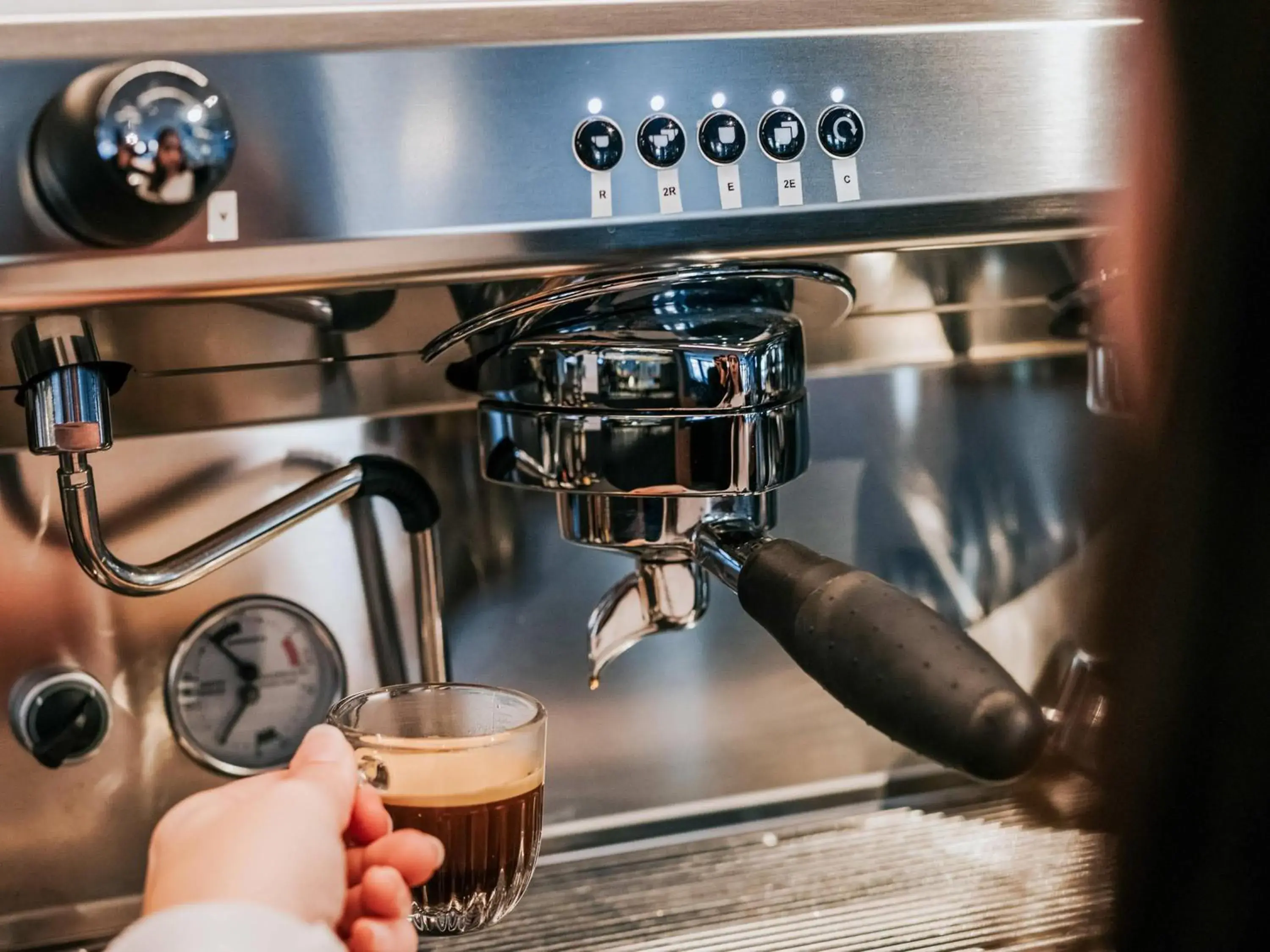 Lounge or bar in Mercure Brest Centre Port Lounge or bar in Mercure Brest Centre Port