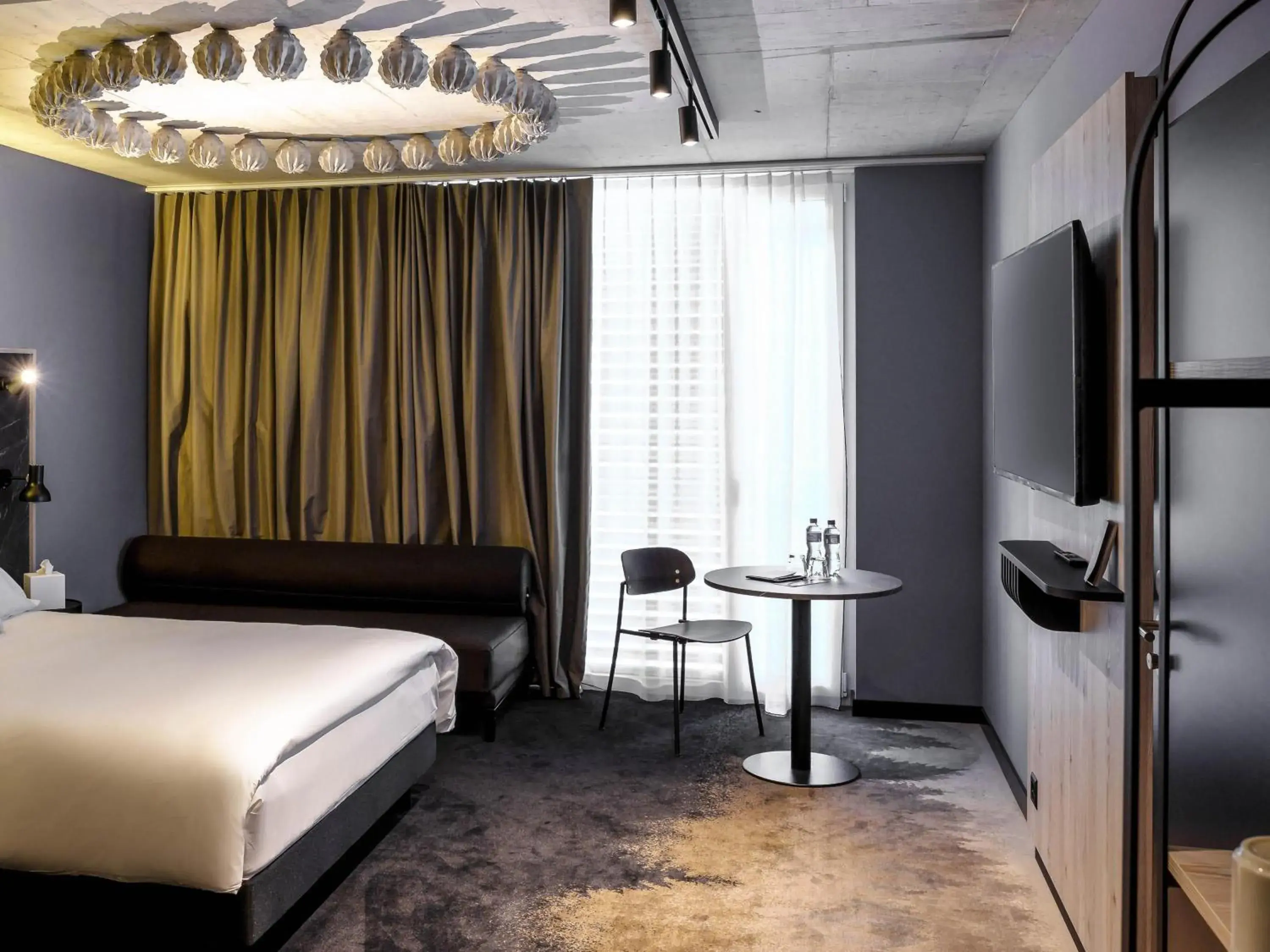 Bedroom, Bed in Mercure Hotel Delémont Bedroom, Bed in Mercure Hotel Delémont