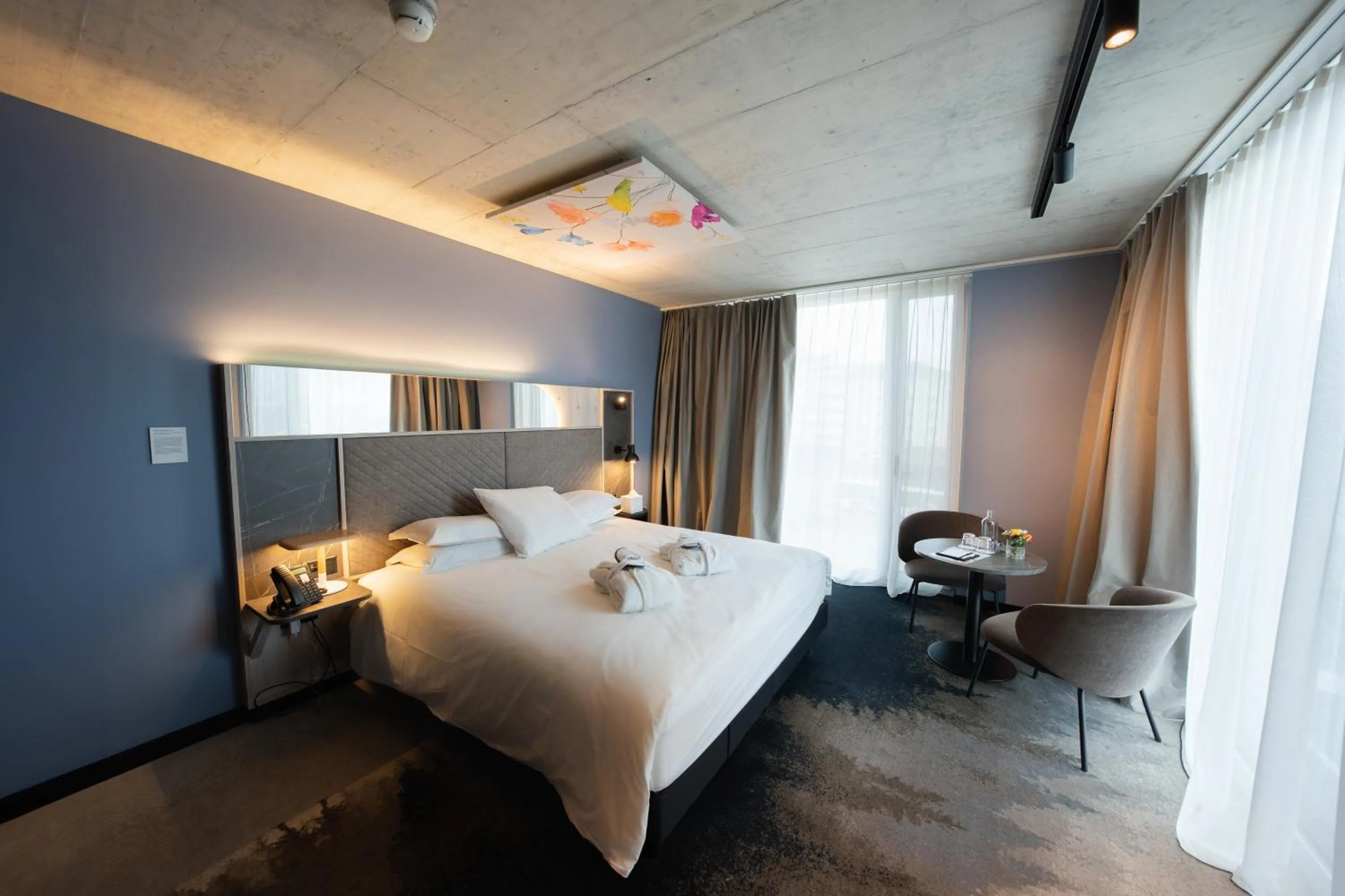 Bedroom, Bed in Mercure Hotel Delémont