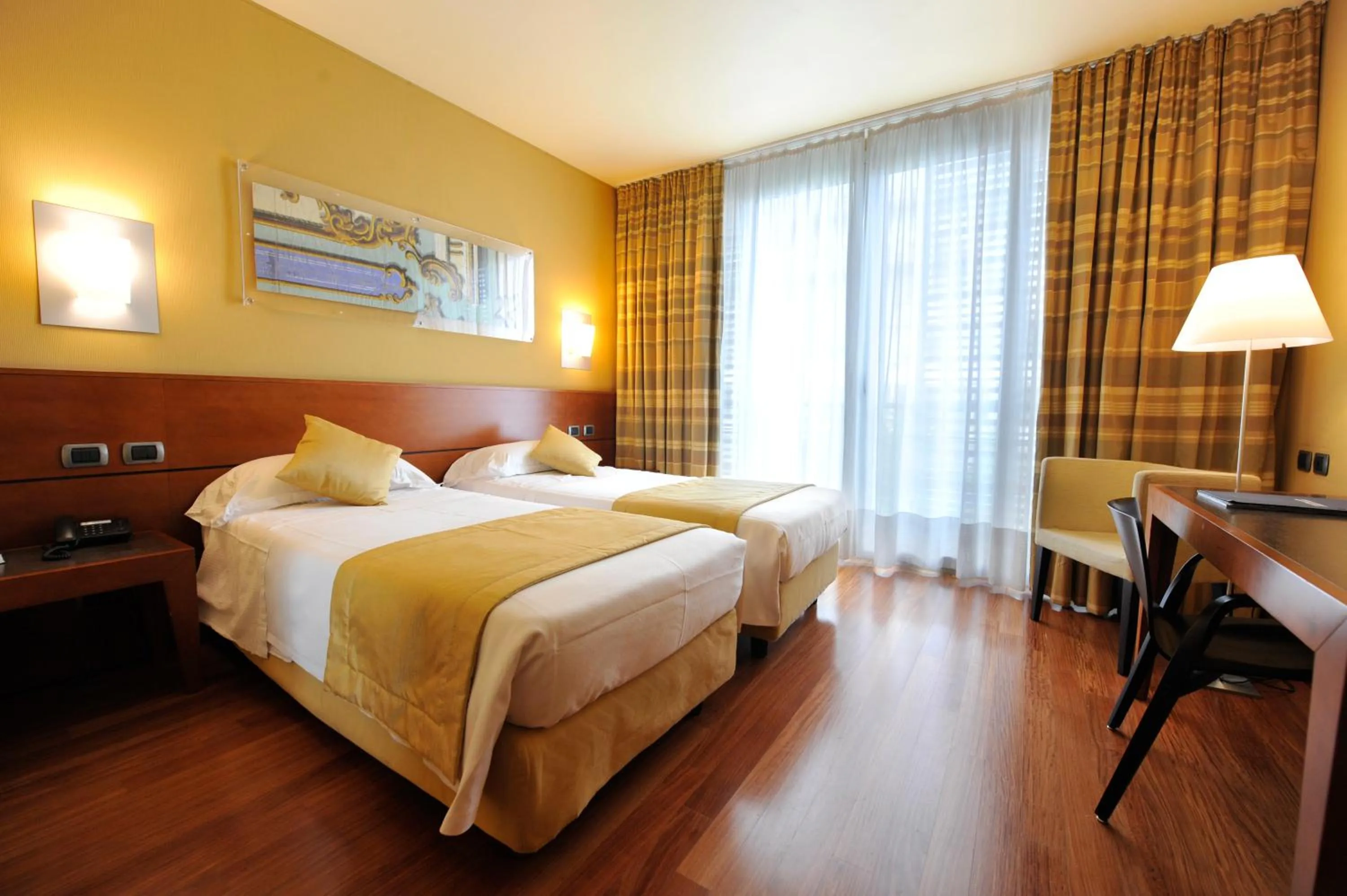 Superior Double or Twin Room - single occupancy in B&B HOTEL Imperia Rossini al Teatro