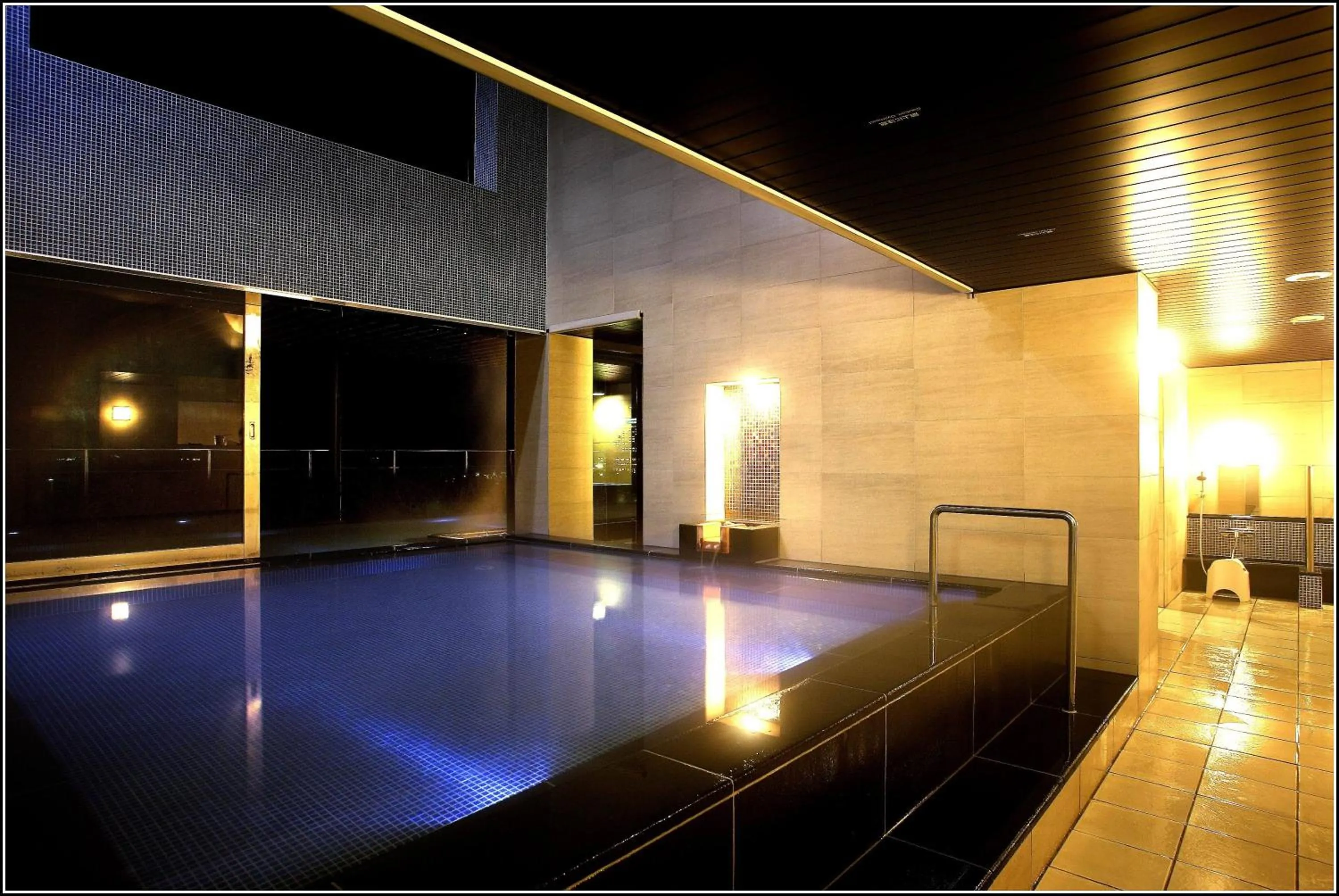 Hot Spring Bath, Swimming Pool in Hotel Micuras