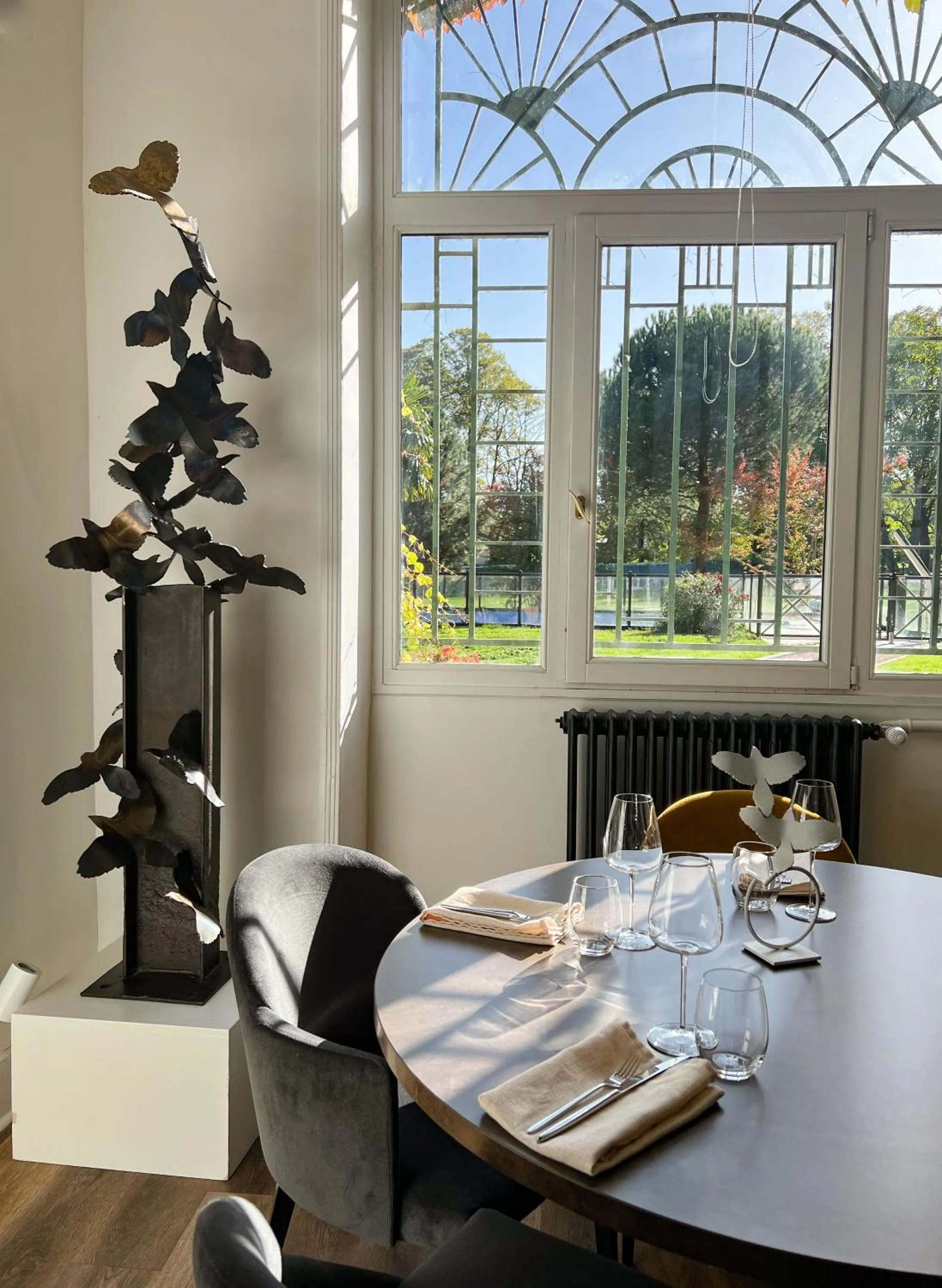 Restaurant/places to eat in Logis Hôtels Château de La Barge