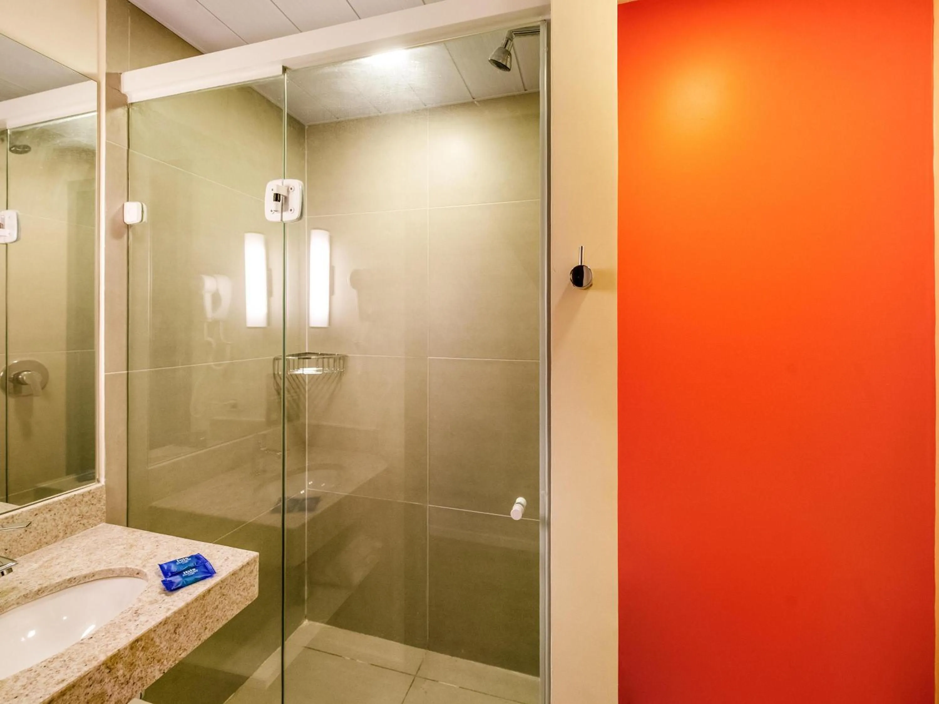 Bedroom in ibis budget Recife Jaboatão