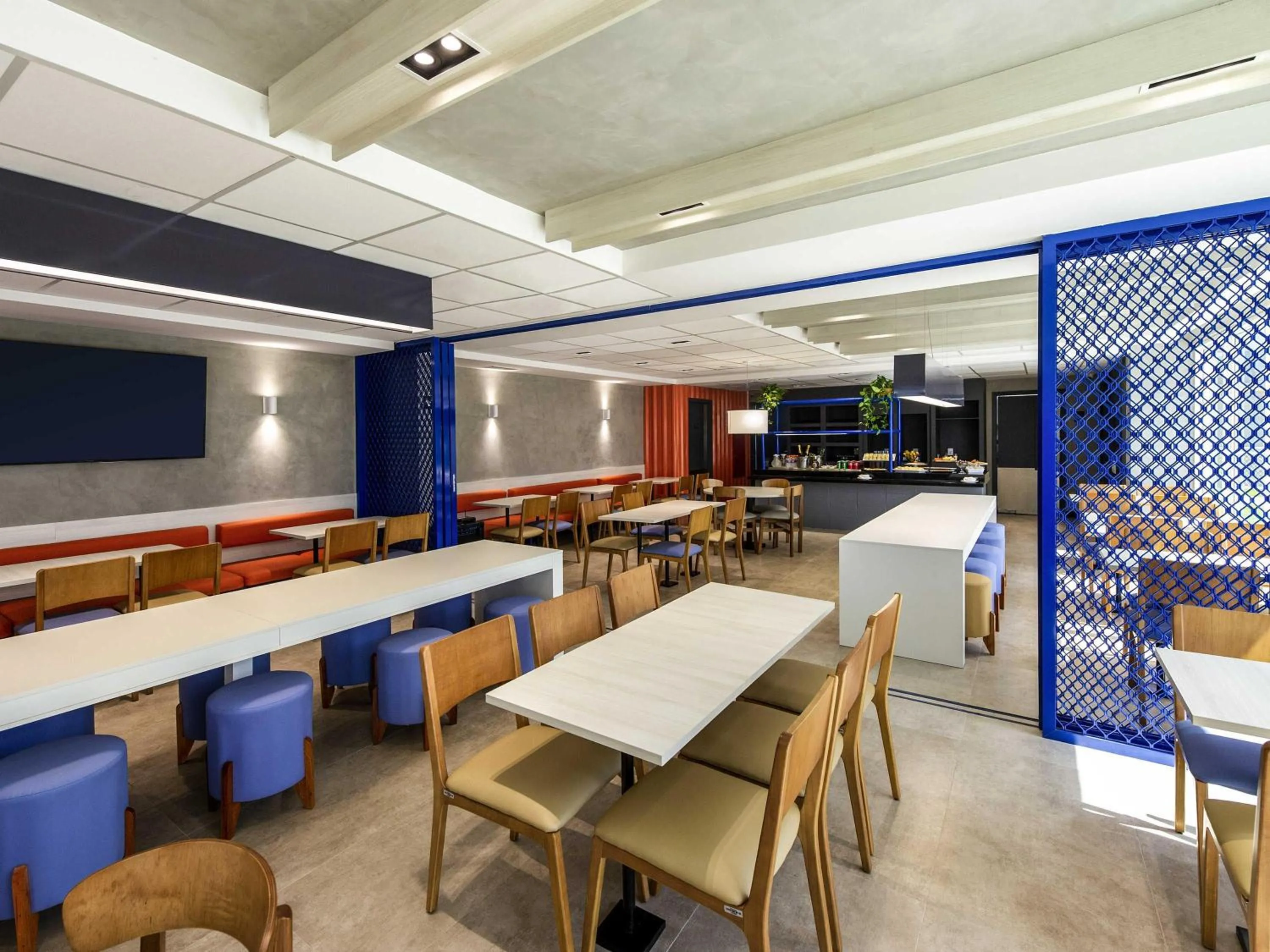 Restaurant/places to eat in ibis budget Recife Jaboatão