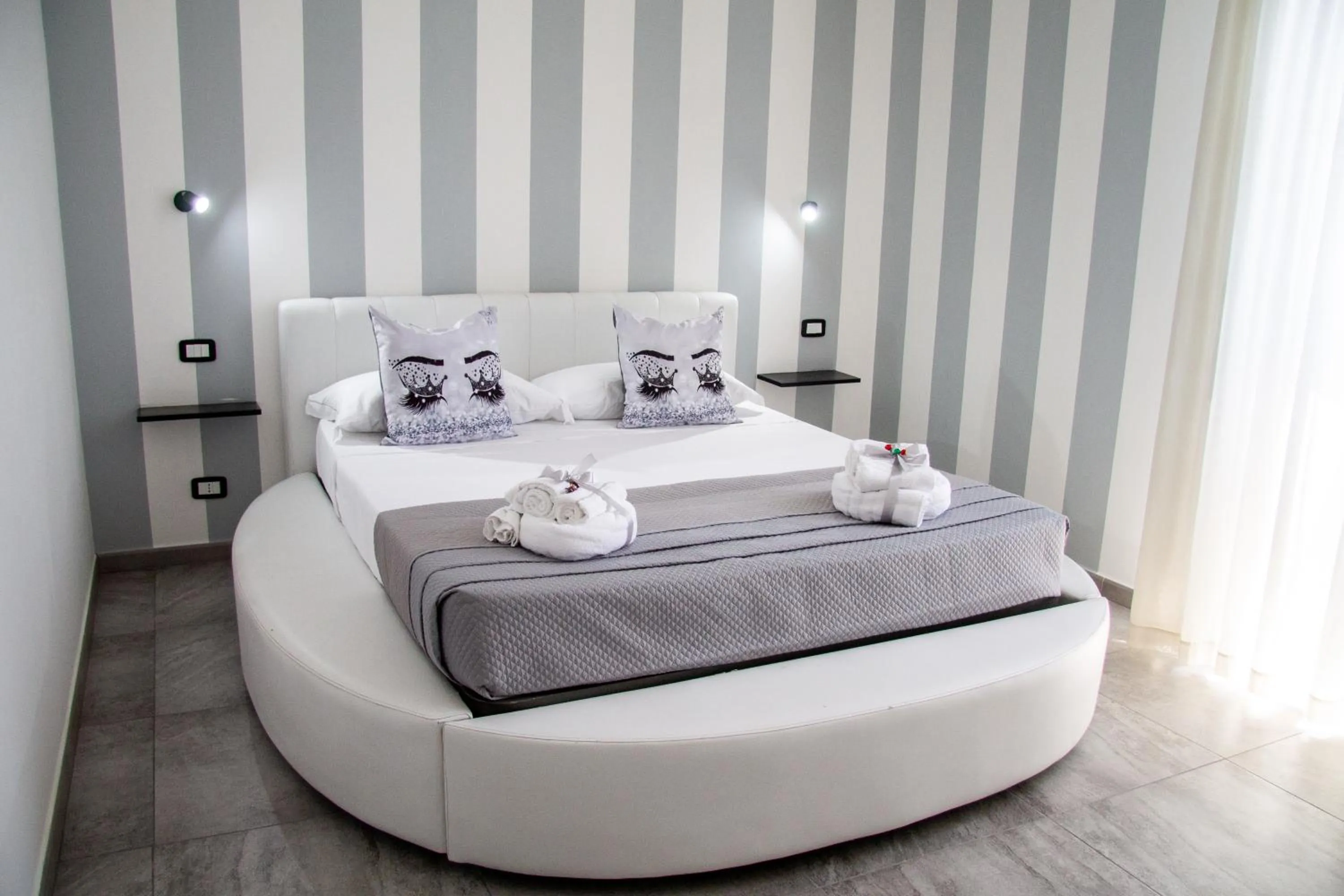 Bed in Pisacane Family