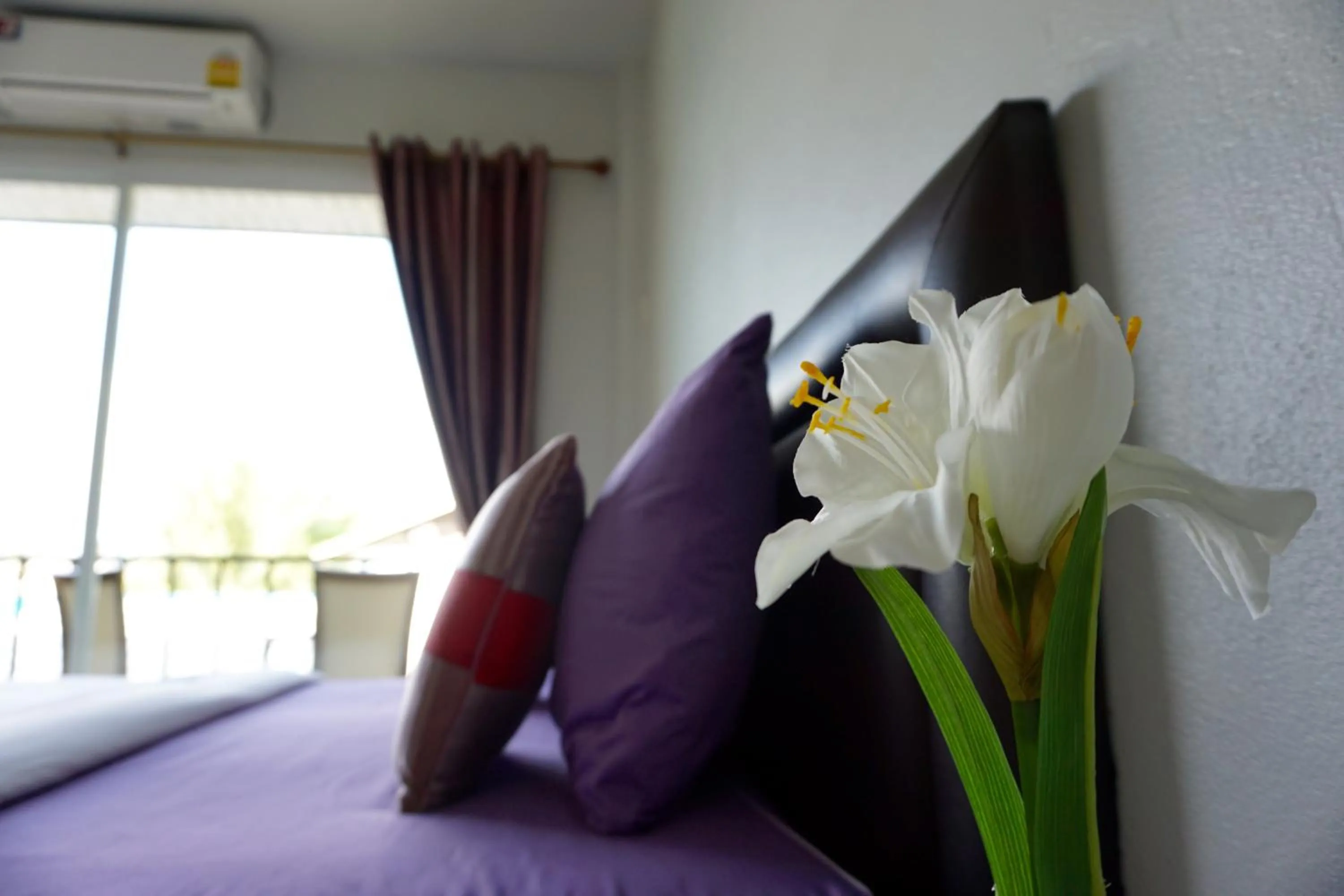 Bedroom, Bed in Lom La Lanta