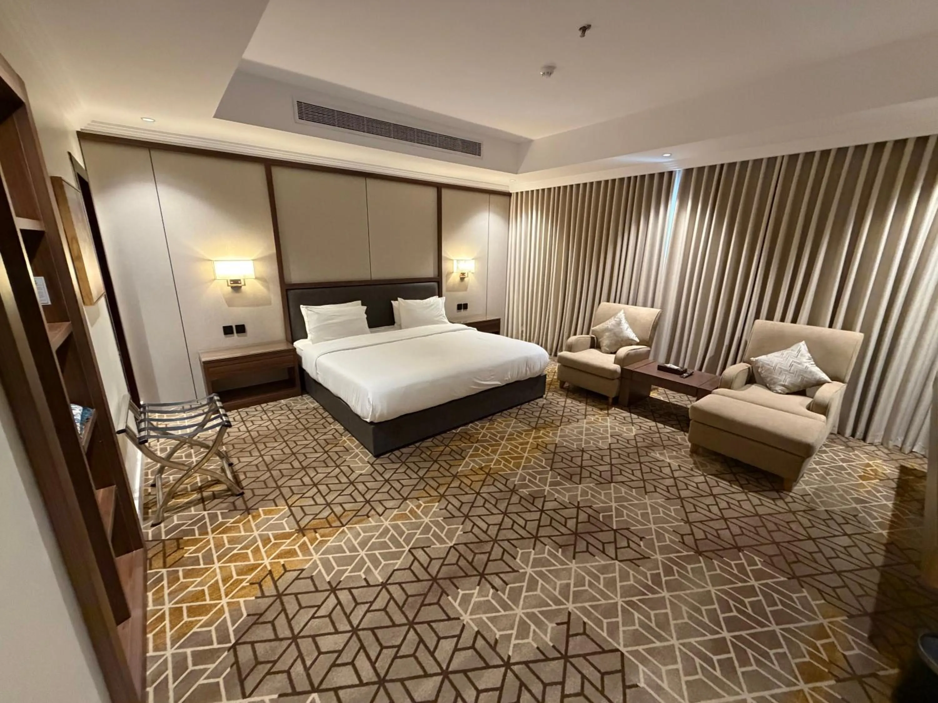 Bed in Quiet Dreams - Serviced Apartments King abdul Aziz Street Branch