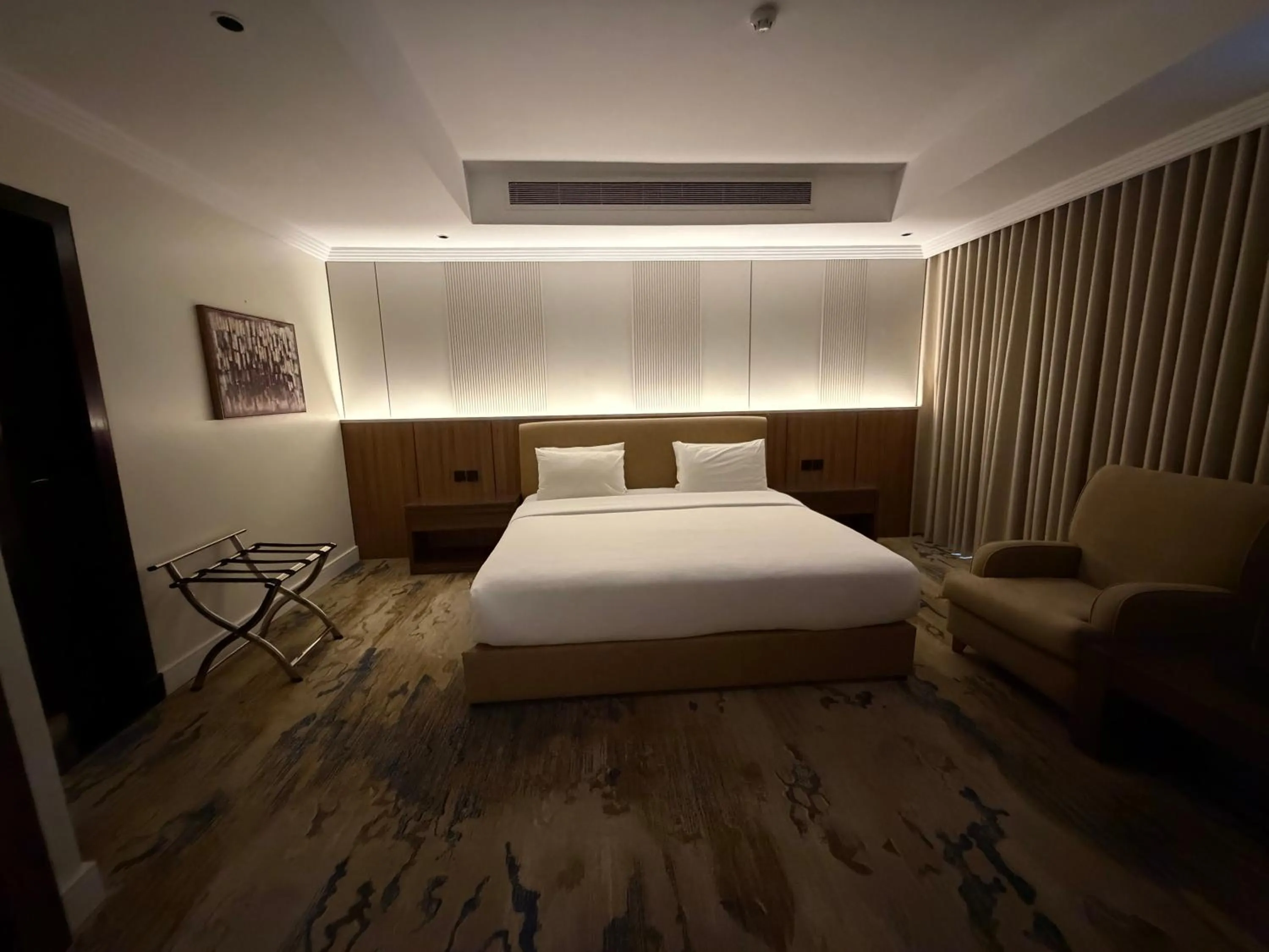 Bedroom, Bed in Quiet Dreams - Serviced Apartments King abdul Aziz Street Branch