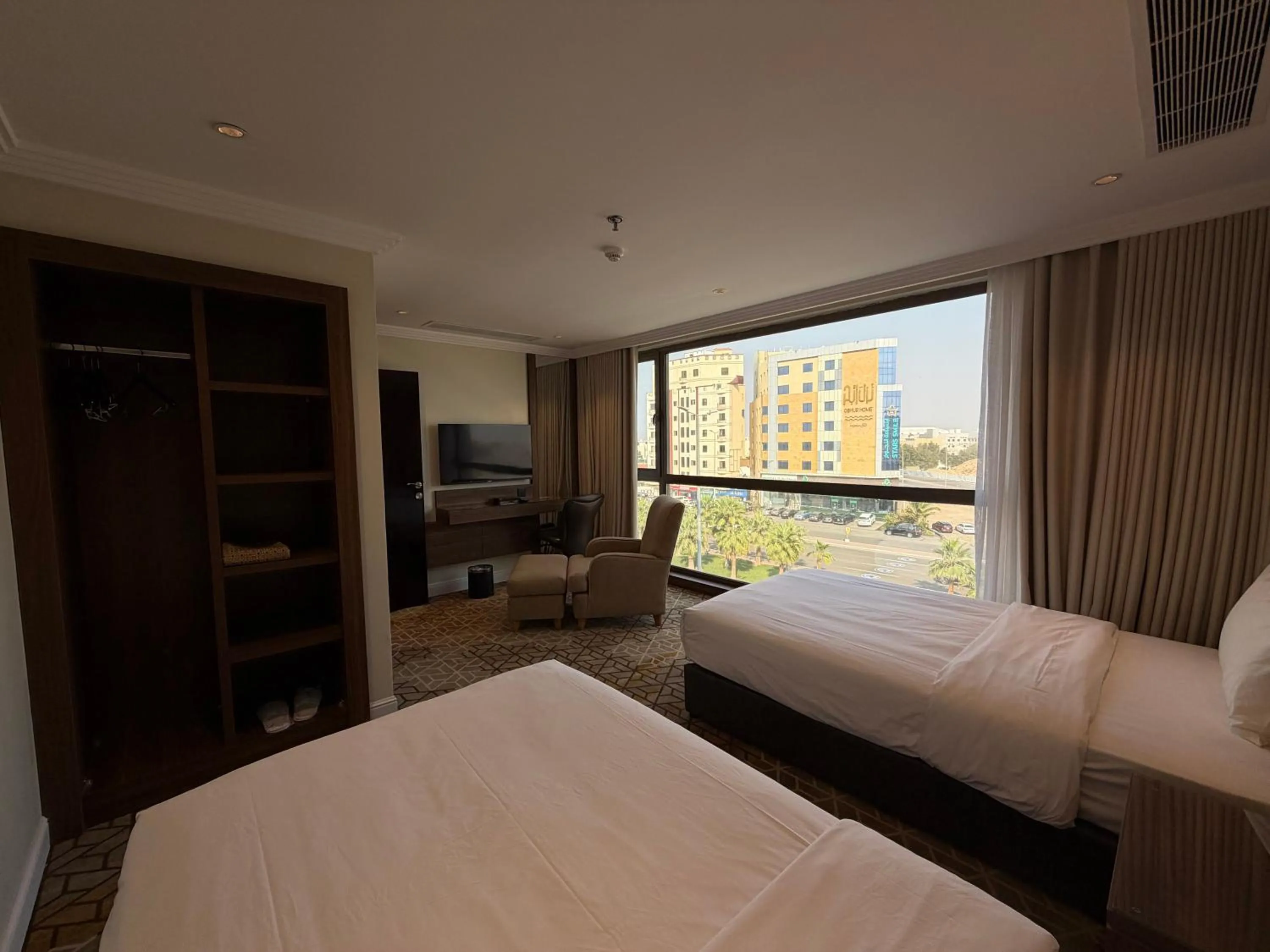 Bedroom, Bed in Quiet Dreams - Serviced Apartments King abdul Aziz Street Branch