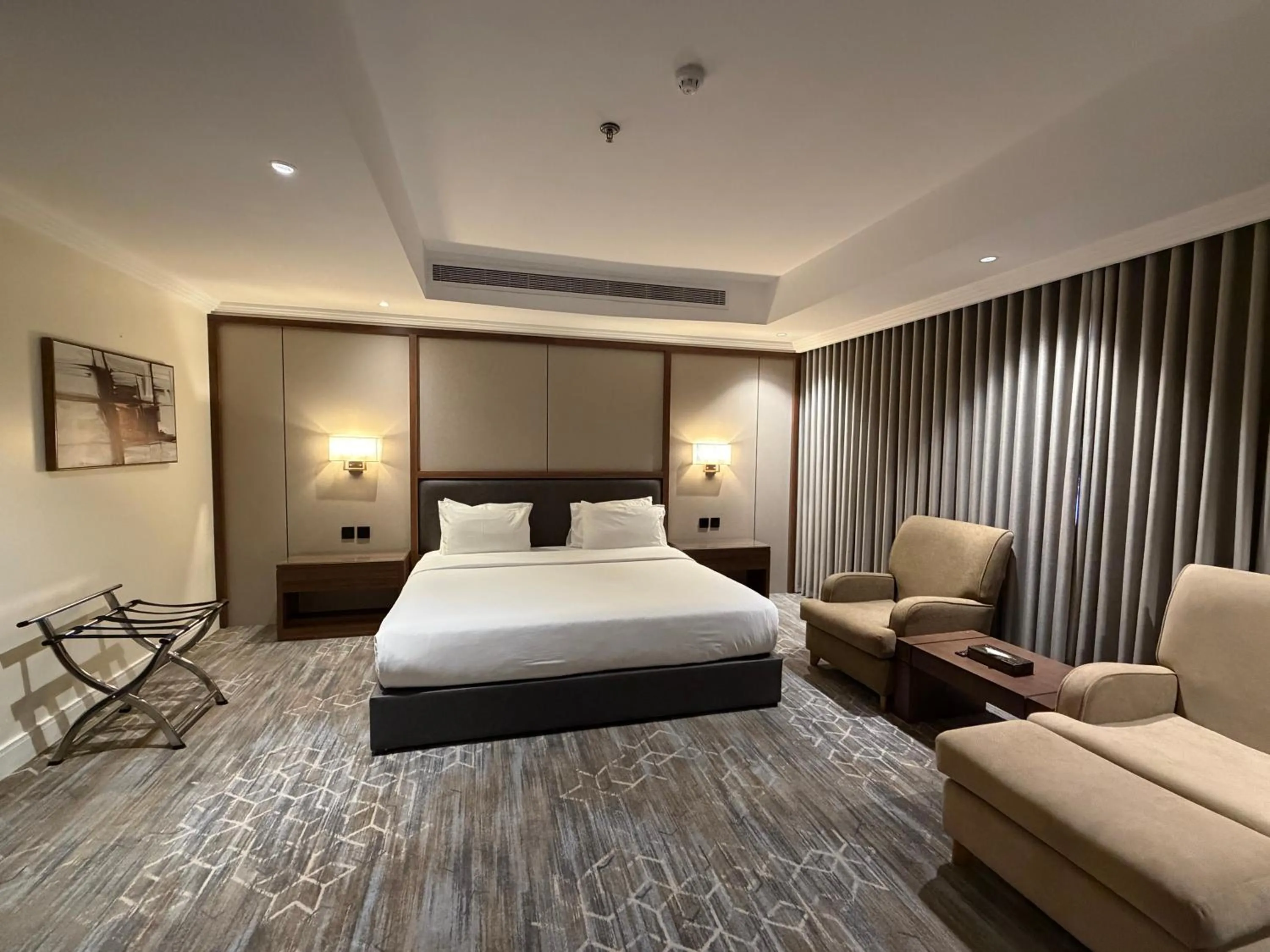 Bedroom, Bed in Quiet Dreams - Serviced Apartments King abdul Aziz Street Branch