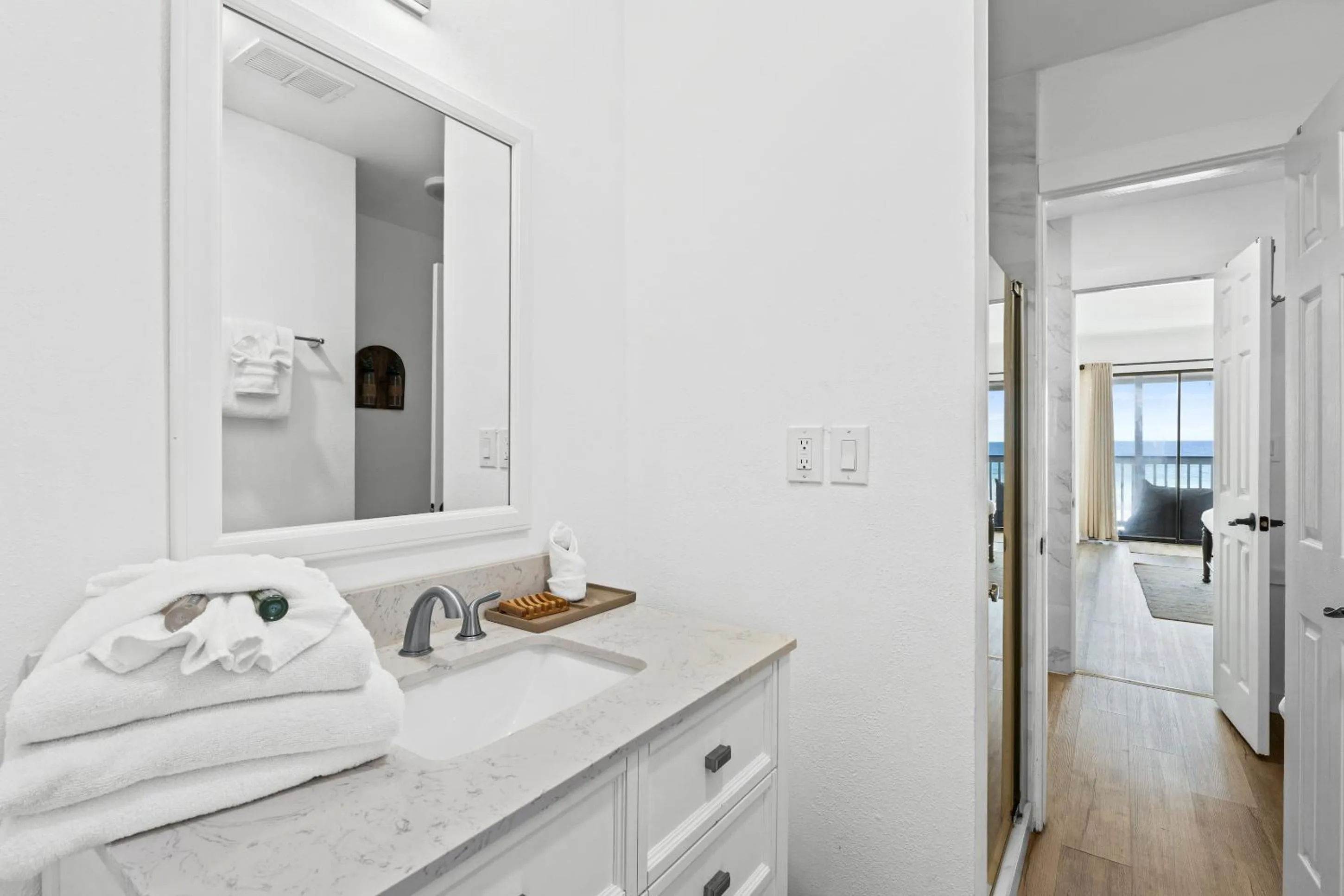 Bathroom, Bed in Beach House - Summer Reign by Panhandle Getaways