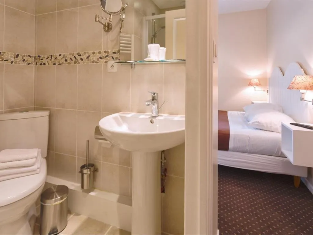 Beach, Bed in Villa Tracy