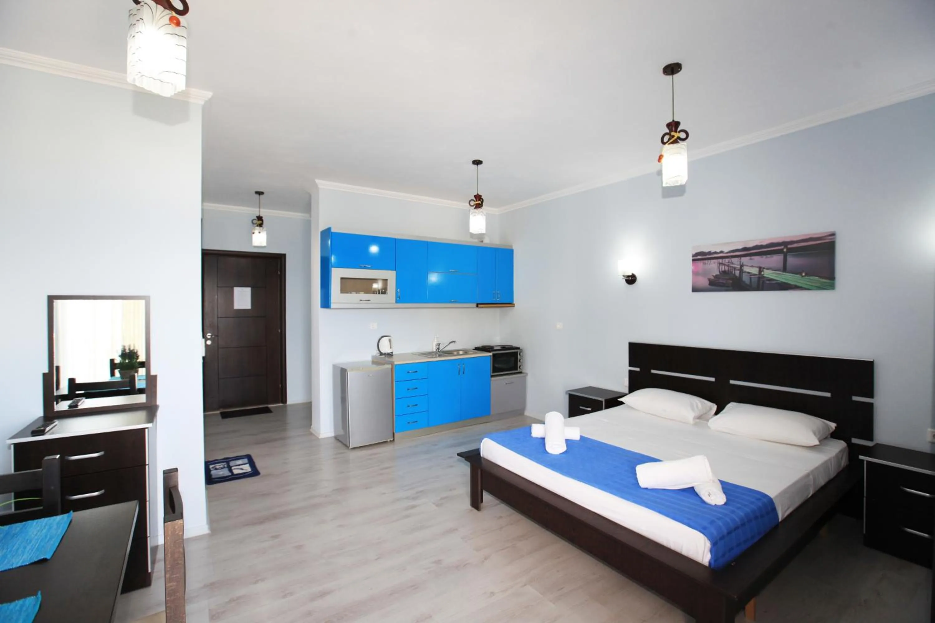 Photo of the whole room, Bed in Keos Hotel