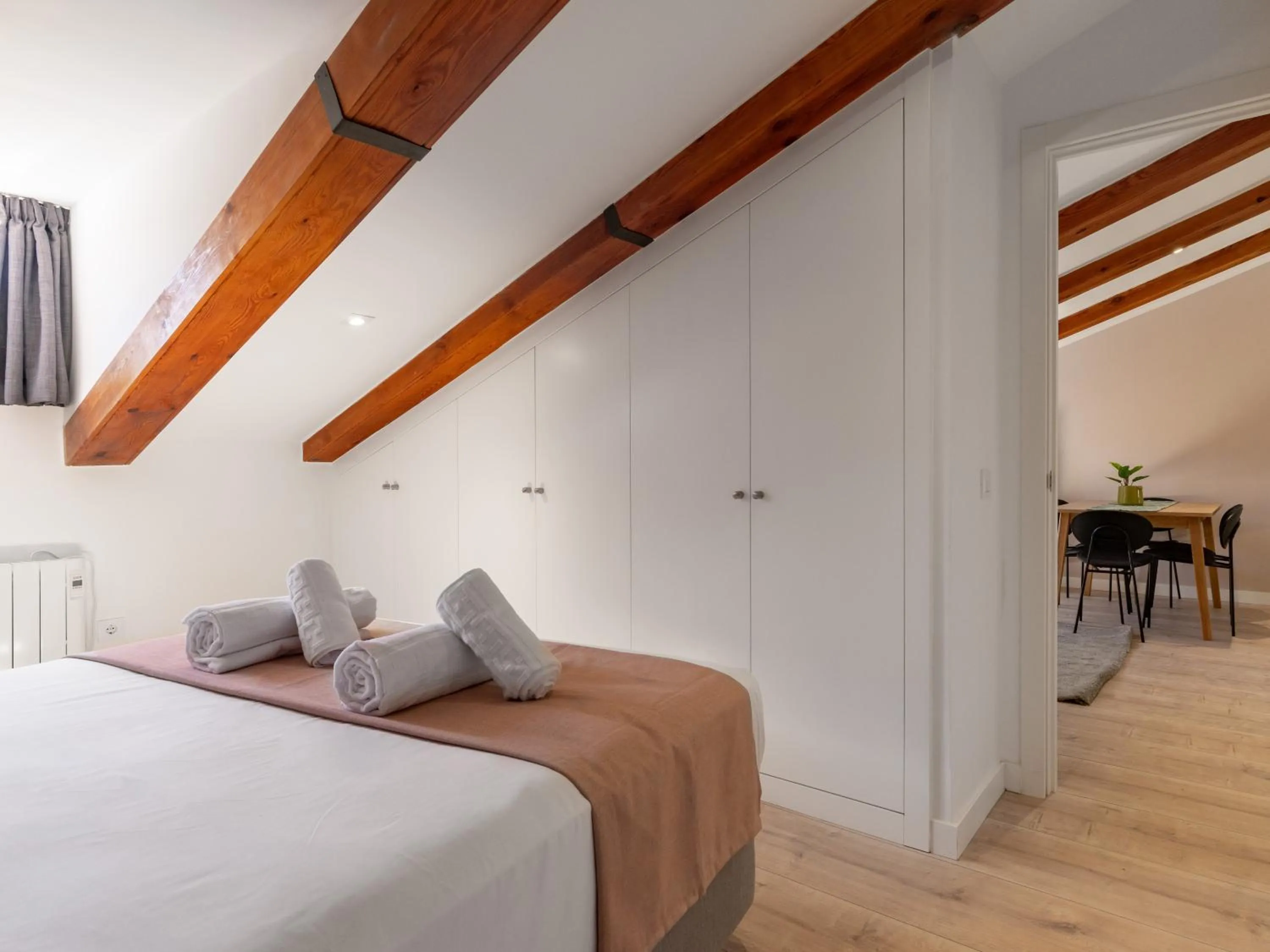 Bed in Limehome Madrid Calle Ave María - estancia temporal