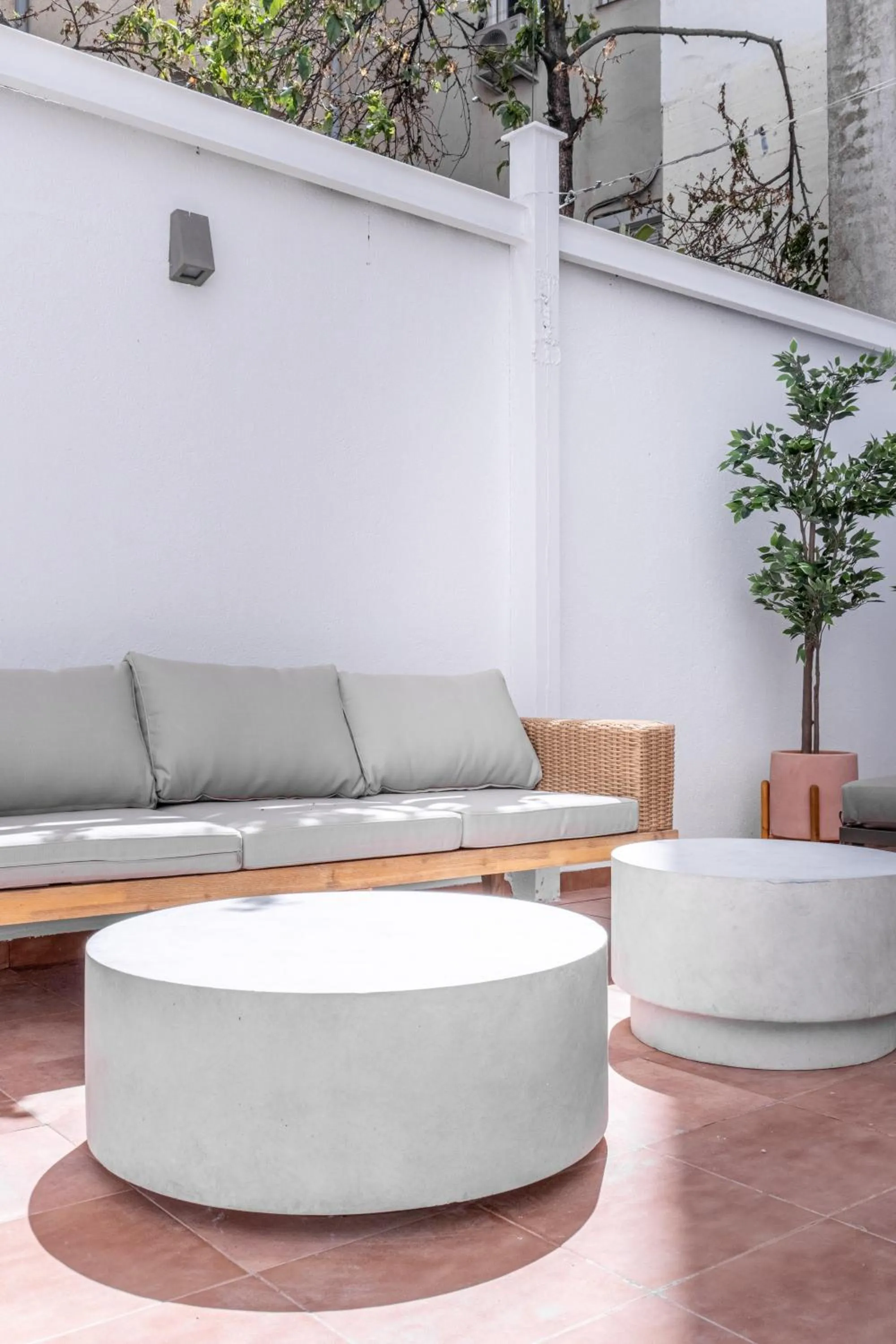 Patio in Limehome Madrid Calle Ave María - estancia temporal