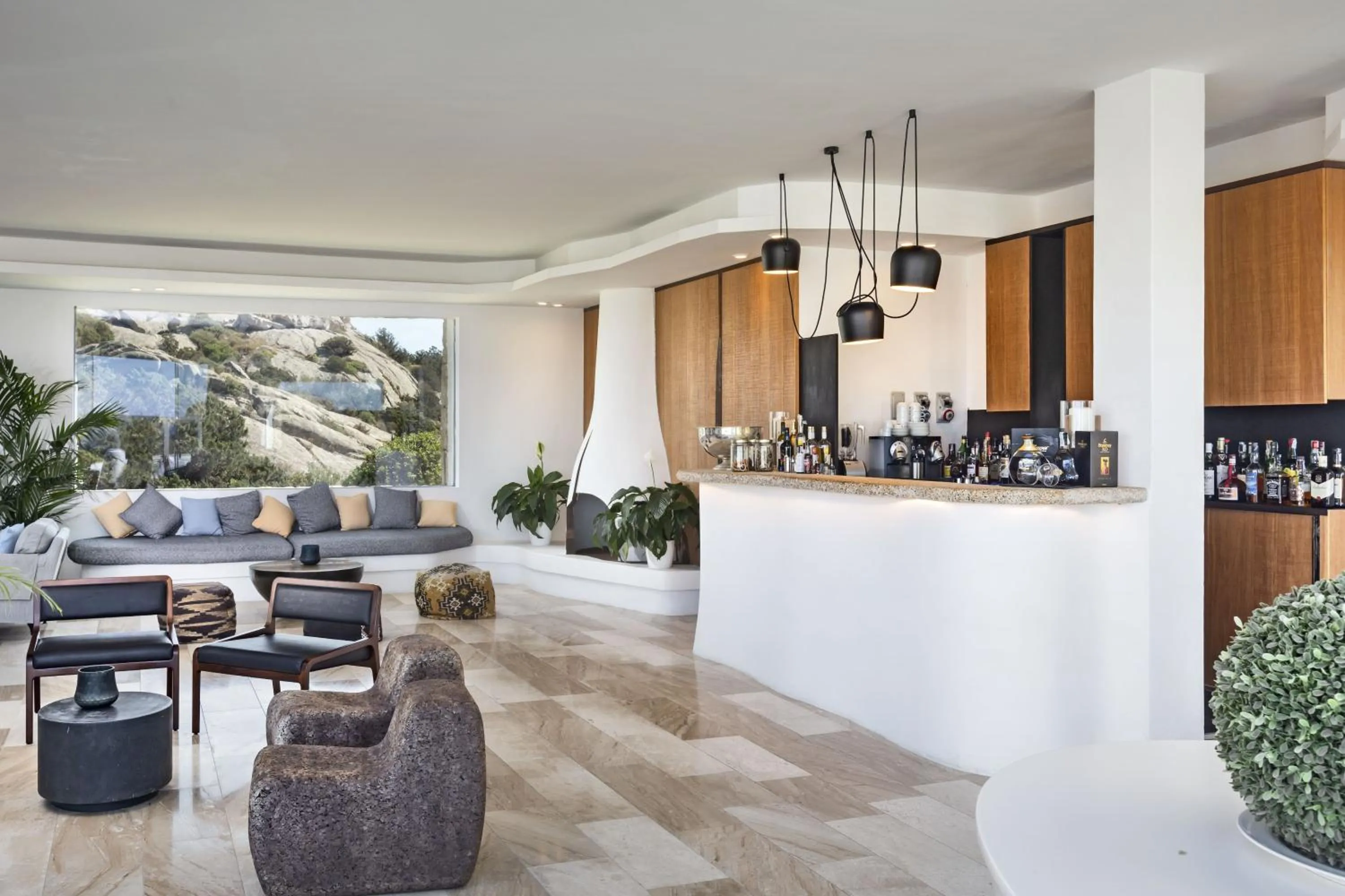 Lounge or bar in Hotel Grand Relais Dei Nuraghi