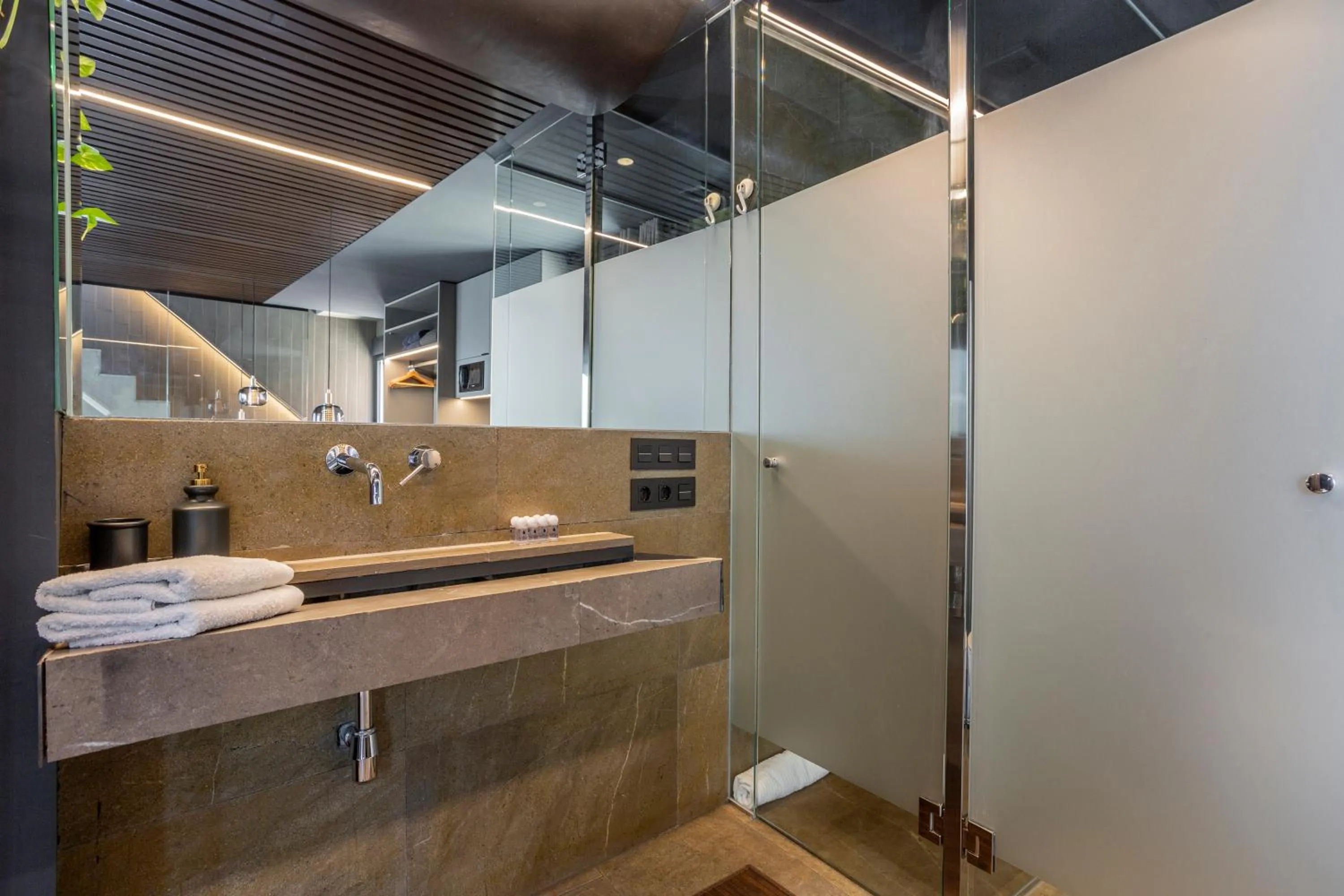 Bathroom in Apartaestudios Evolution Luxury