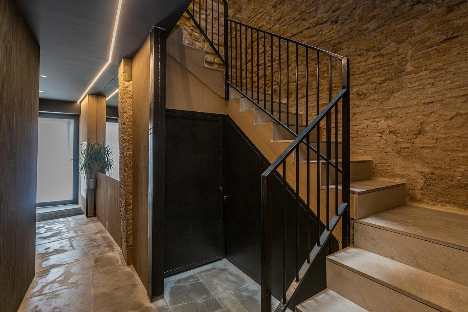 Facade/entrance in Apartaestudios Evolution Luxury