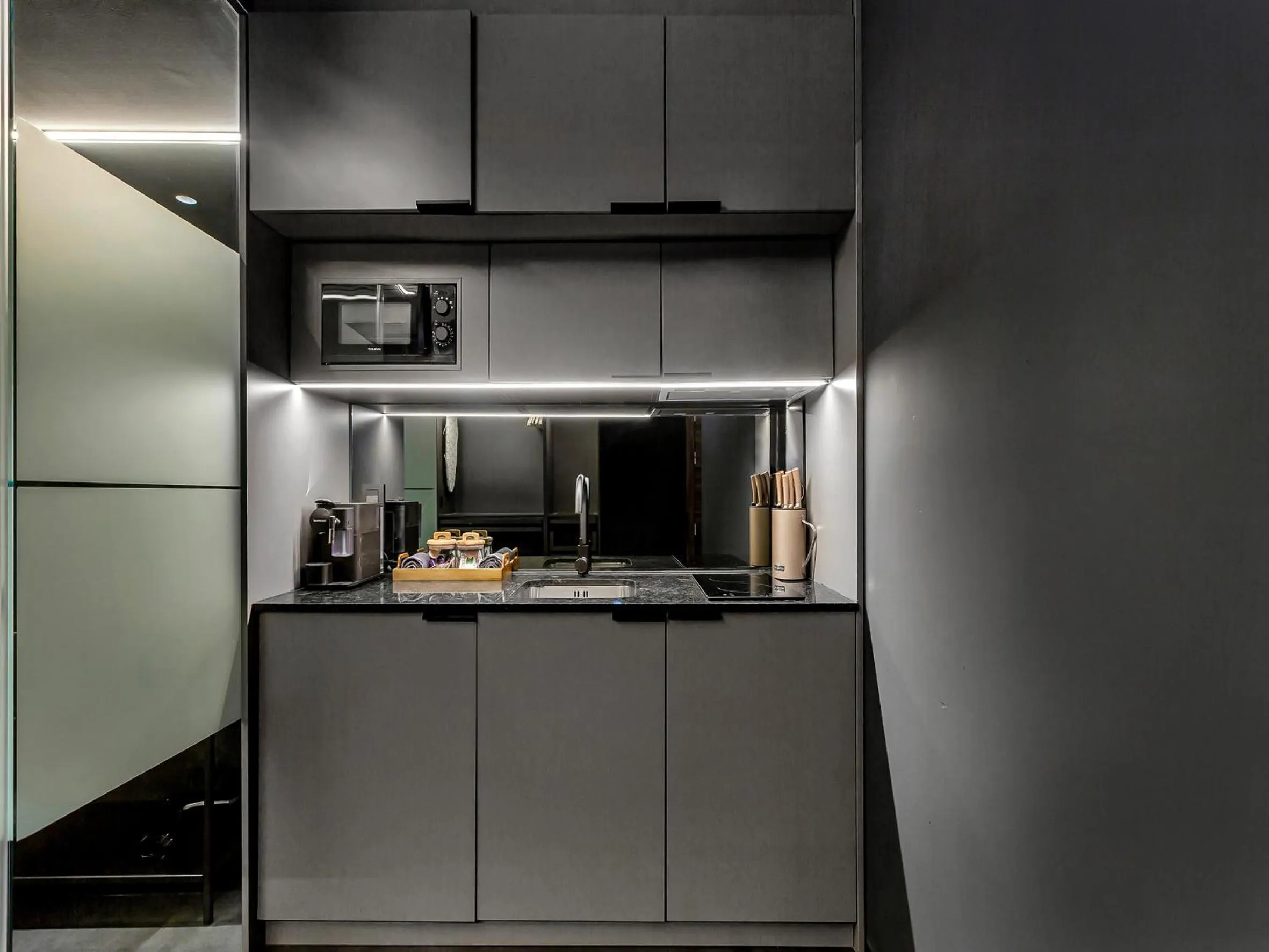 Apartaestudios Evolution Luxury