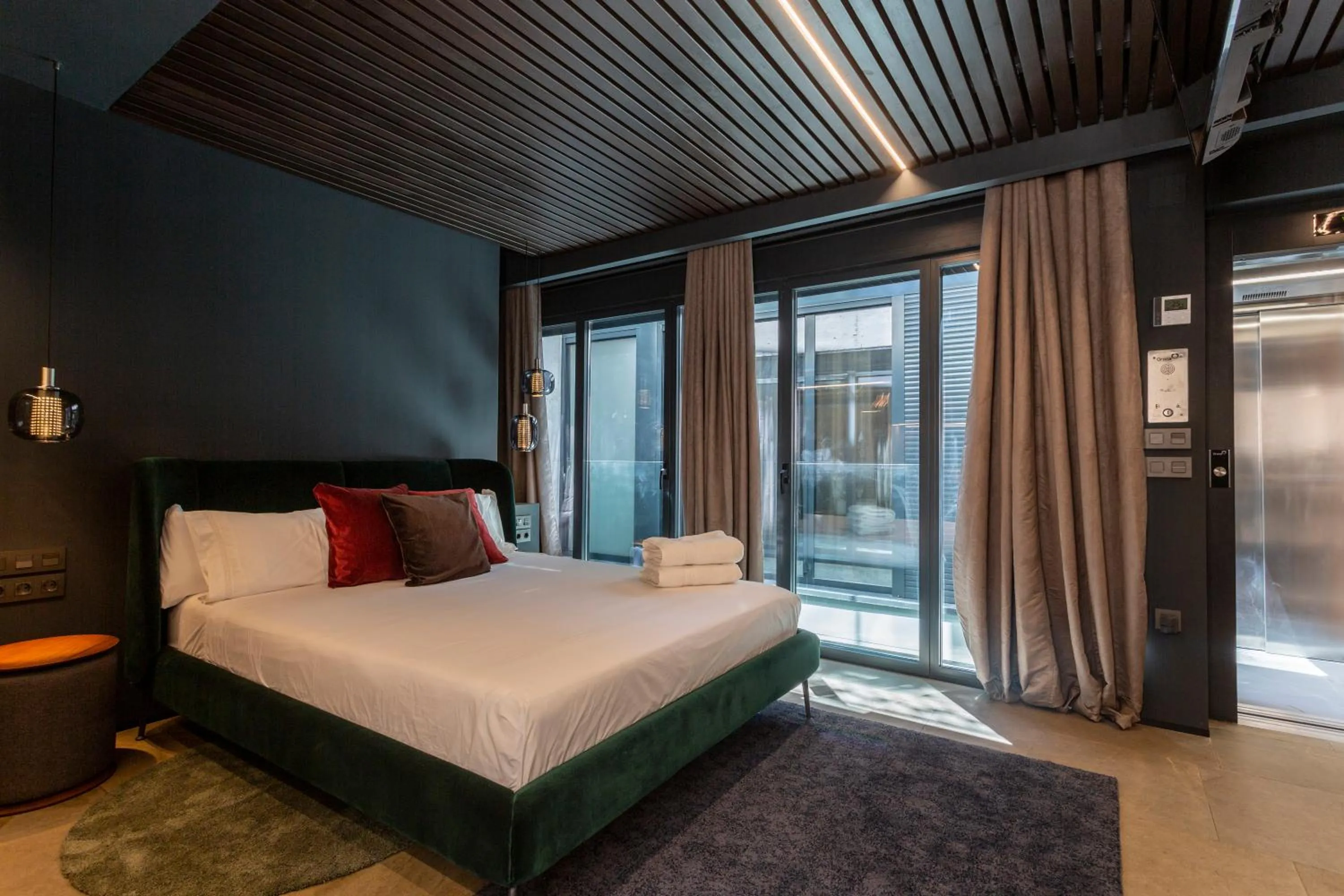 Photo of the whole room, Bed in Apartaestudios Evolution Luxury