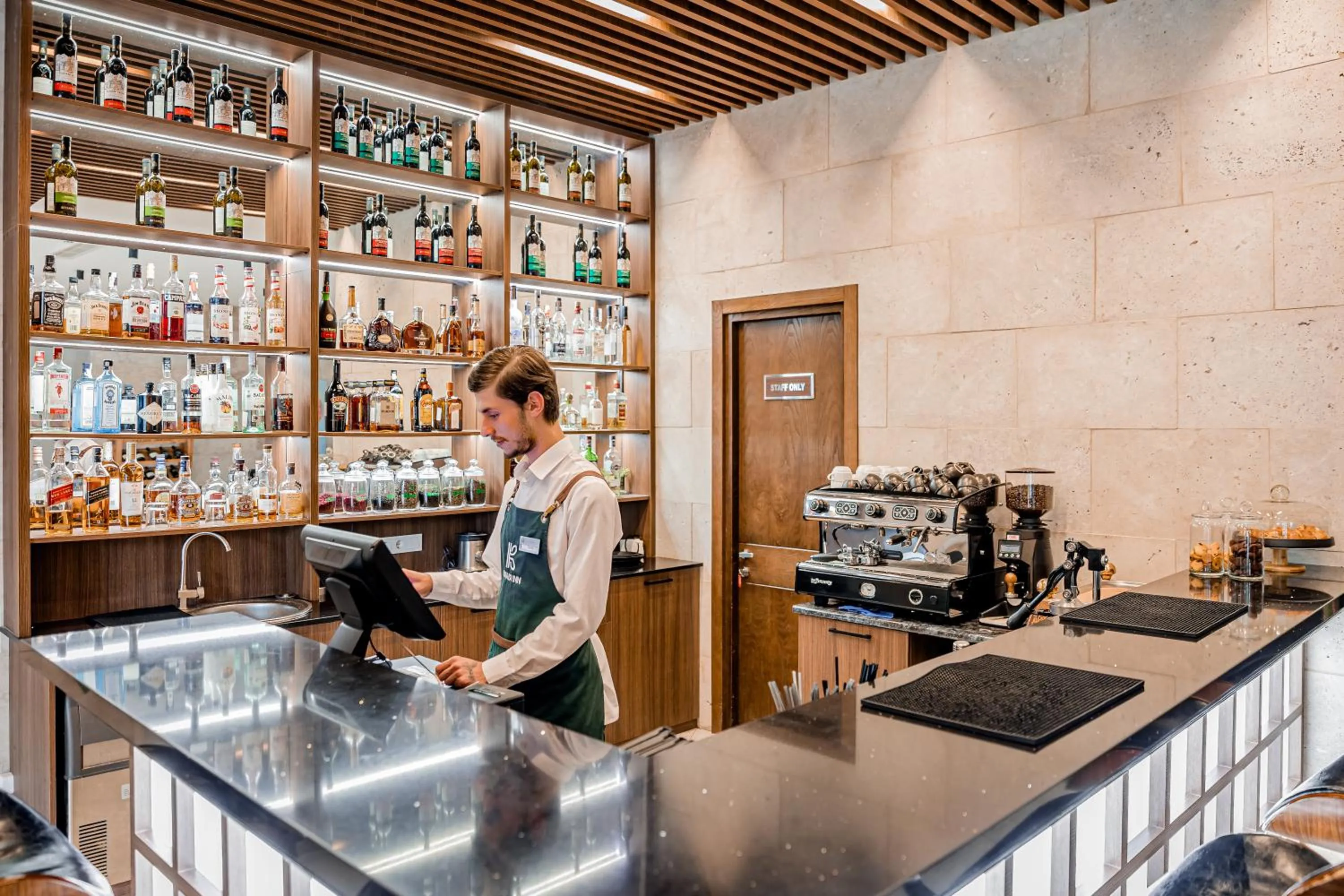 Lounge or bar in Kutaisi Inn