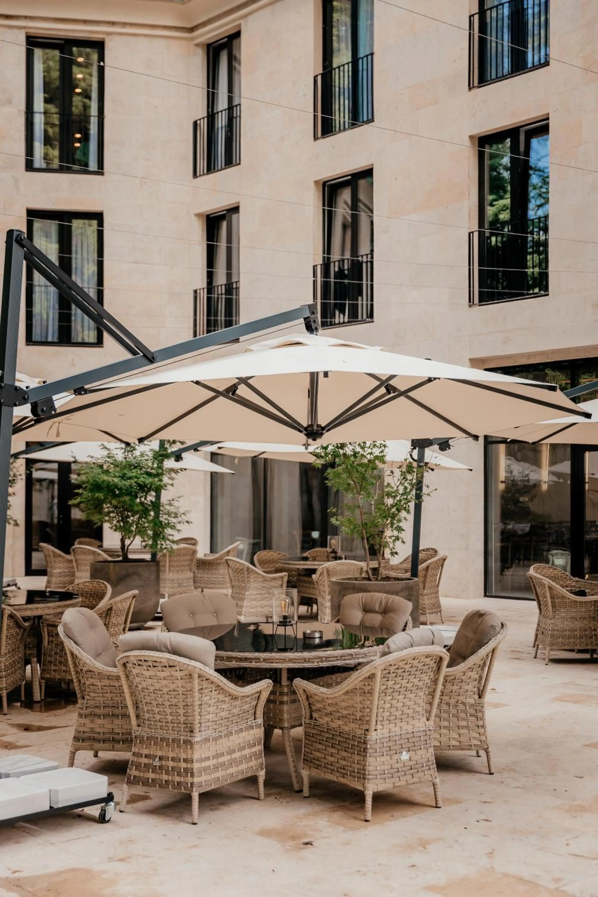 Patio in Kutaisi Inn