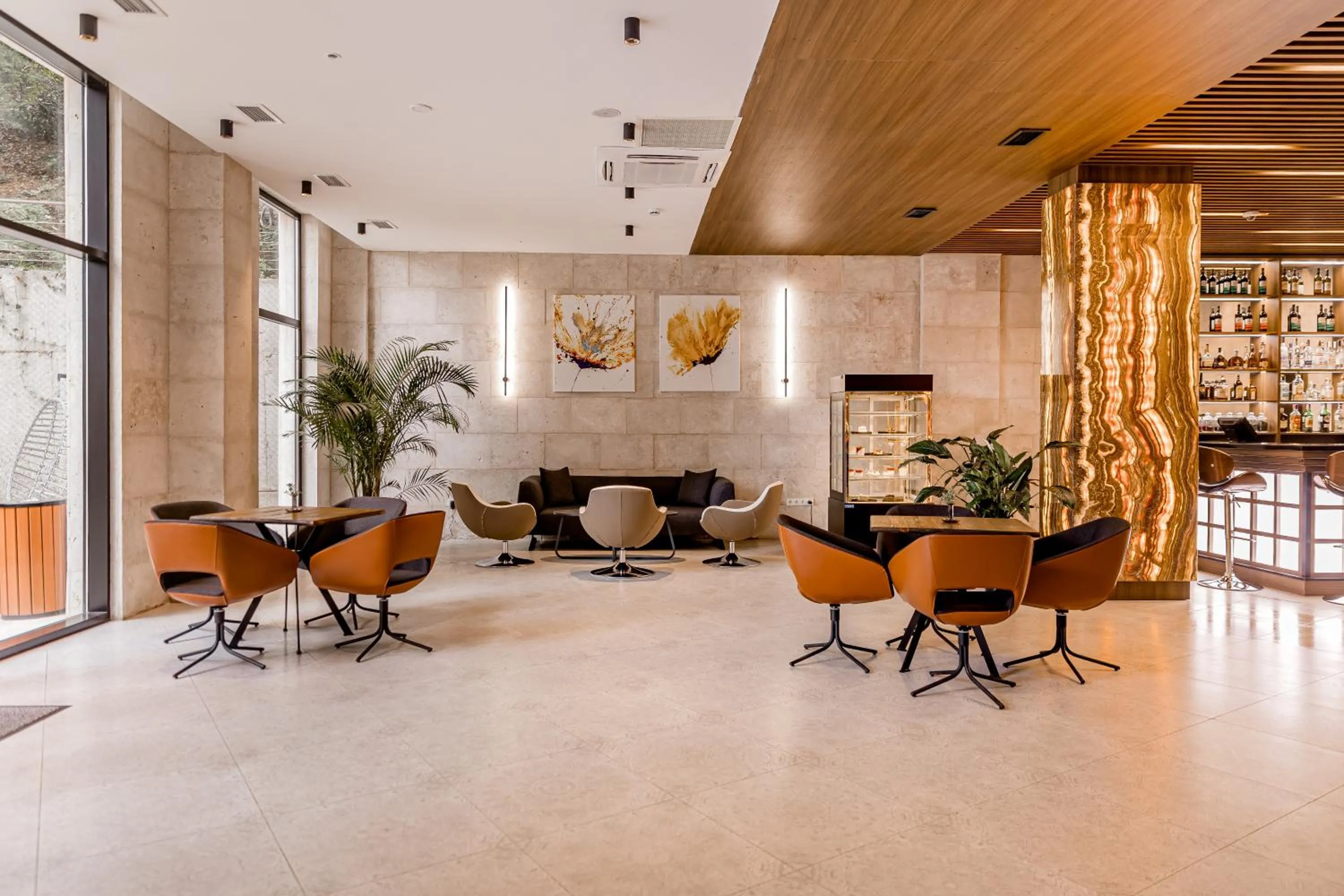 Lounge or bar in Kutaisi Inn