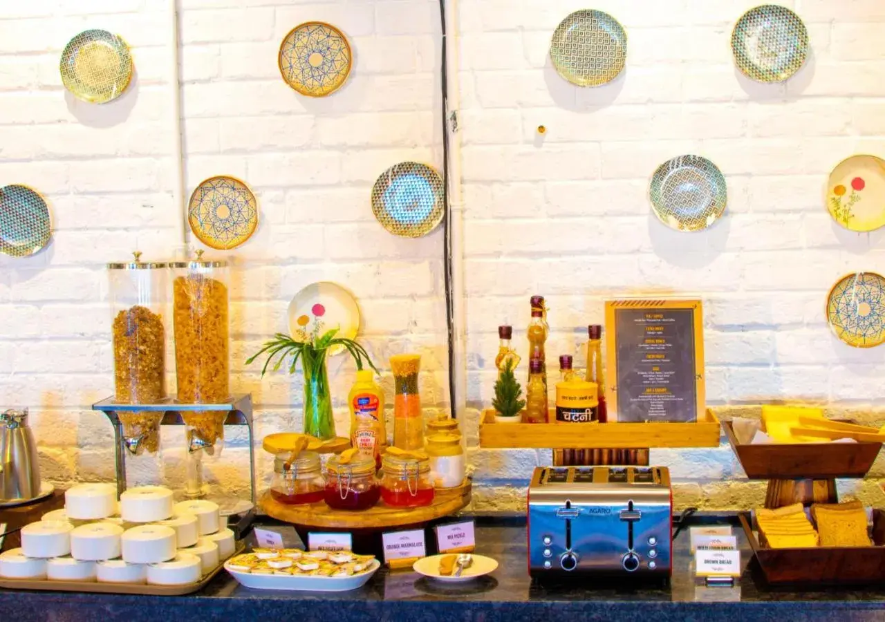 Food and drinks in Bloom Hotel - Gachibowli Food and drinks in Bloom Hotel - Gachibowli