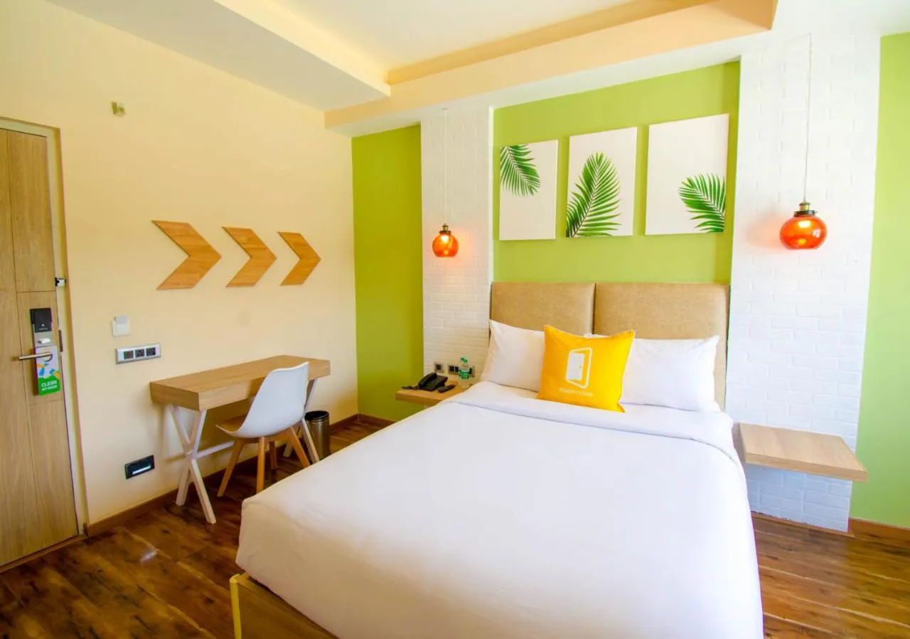 Bed in Bloom Hotel - Gachibowli