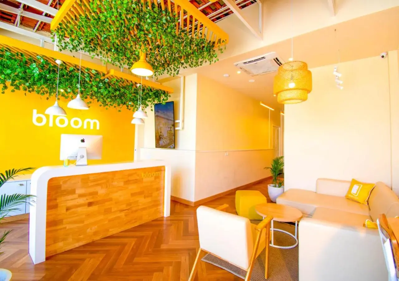 Lobby or reception in Bloom Hotel - Gachibowli Lobby or reception in Bloom Hotel - Gachibowli