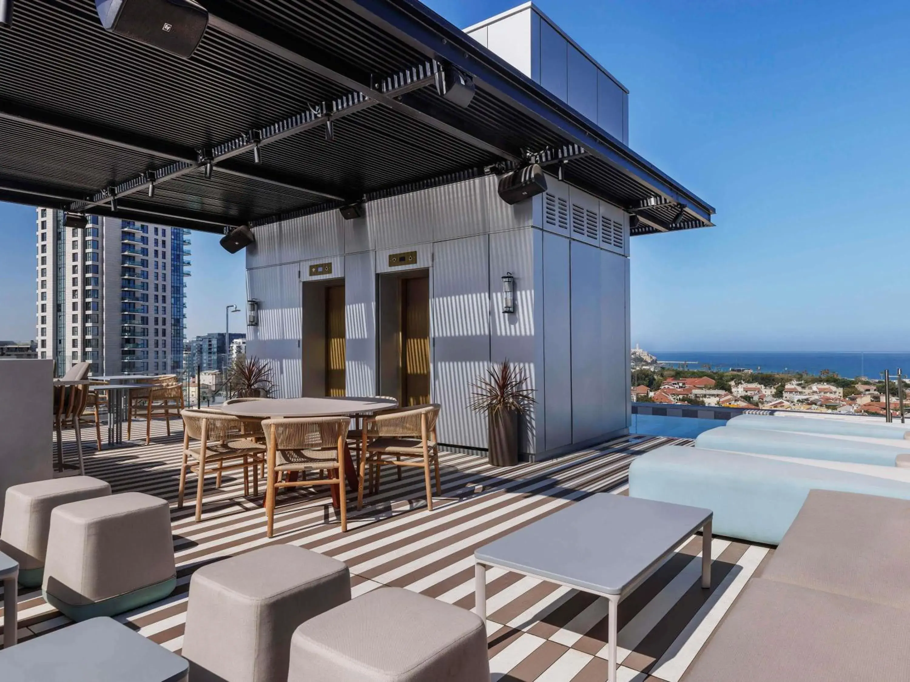 Lounge or bar in Elkonin Tel Aviv - MGallery Hotel Collection Lounge or bar in Elkonin Tel Aviv - MGallery Hotel Collection