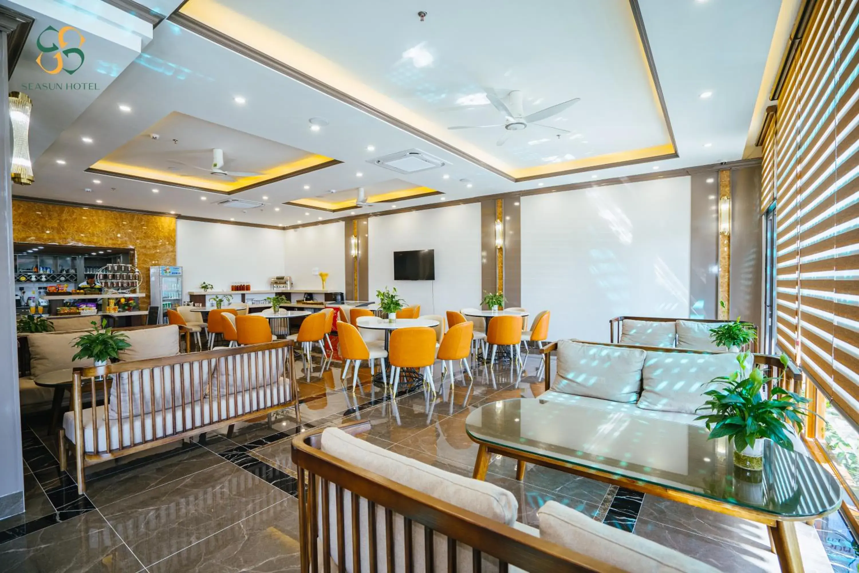 Restaurant/places to eat in Ha Long Seasun Hotel Restaurant/places to eat in Ha Long Seasun Hotel