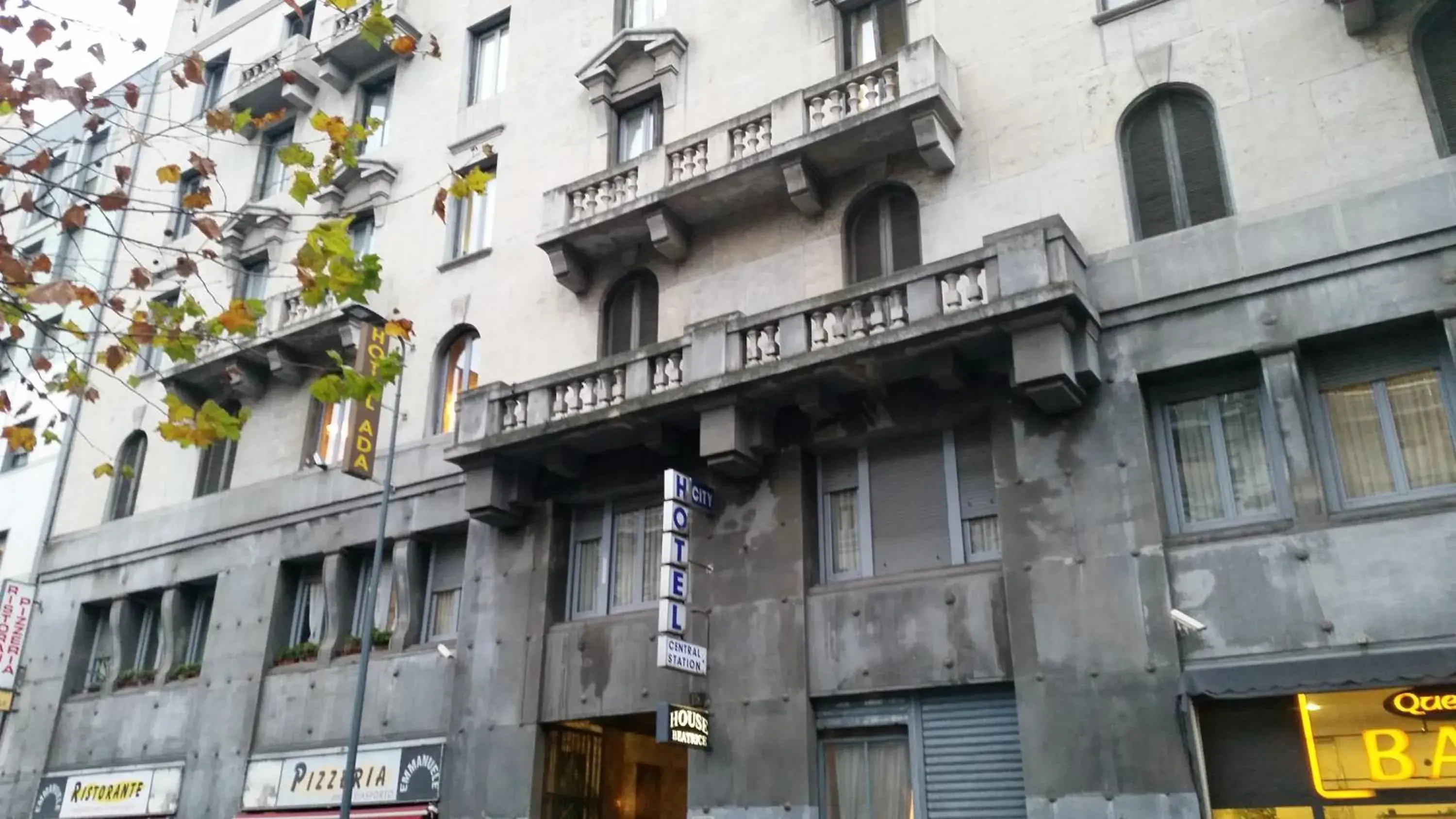 Property building in CSI Group - Hotel Central Station Property building in CSI Group - Hotel Central Station