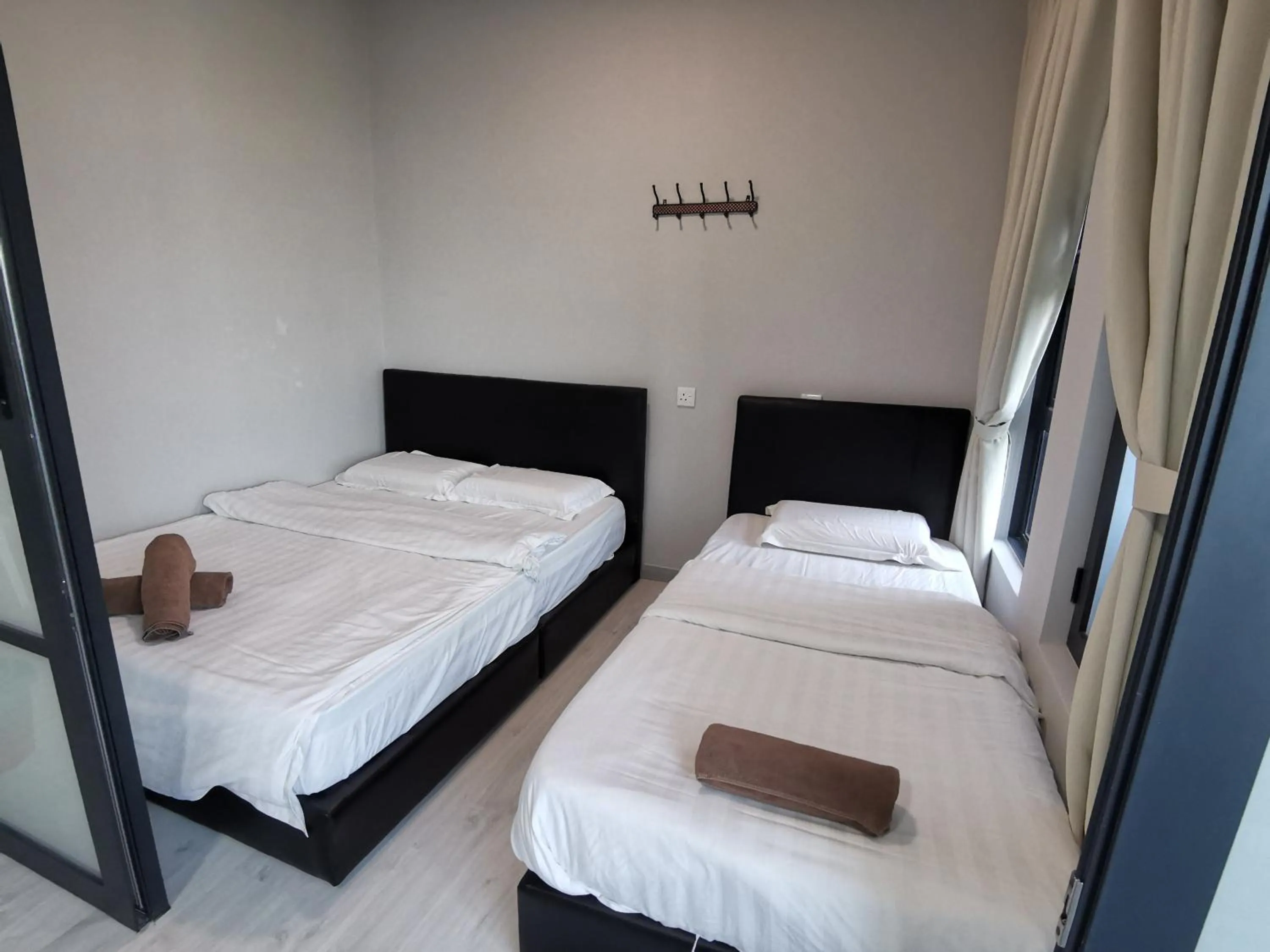 Bed in Jesselton Quay Citypads