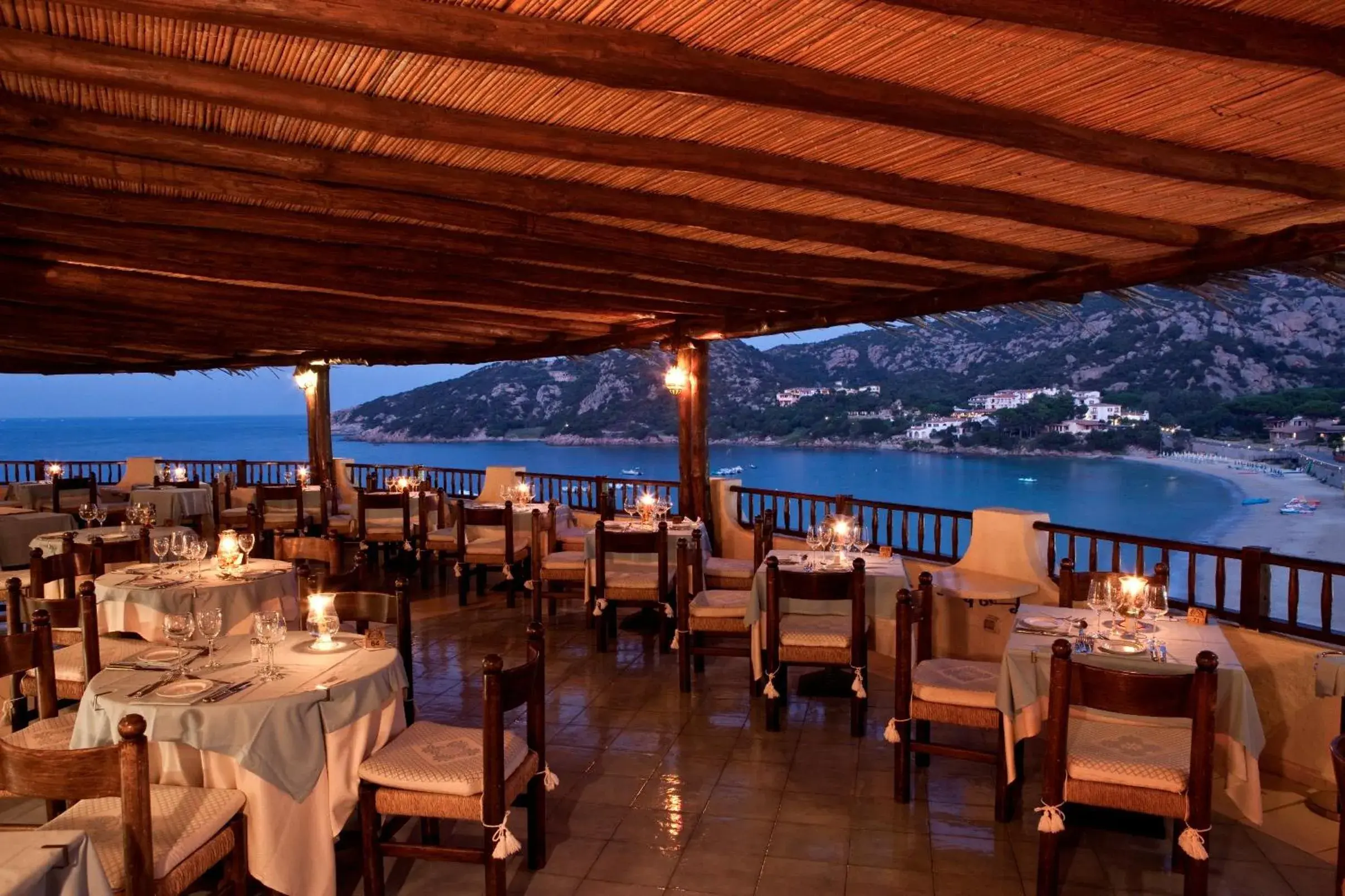 Restaurant/places to eat in Club Hotel Baja Sardinia Restaurant/places to eat in Club Hotel Baja Sardinia
