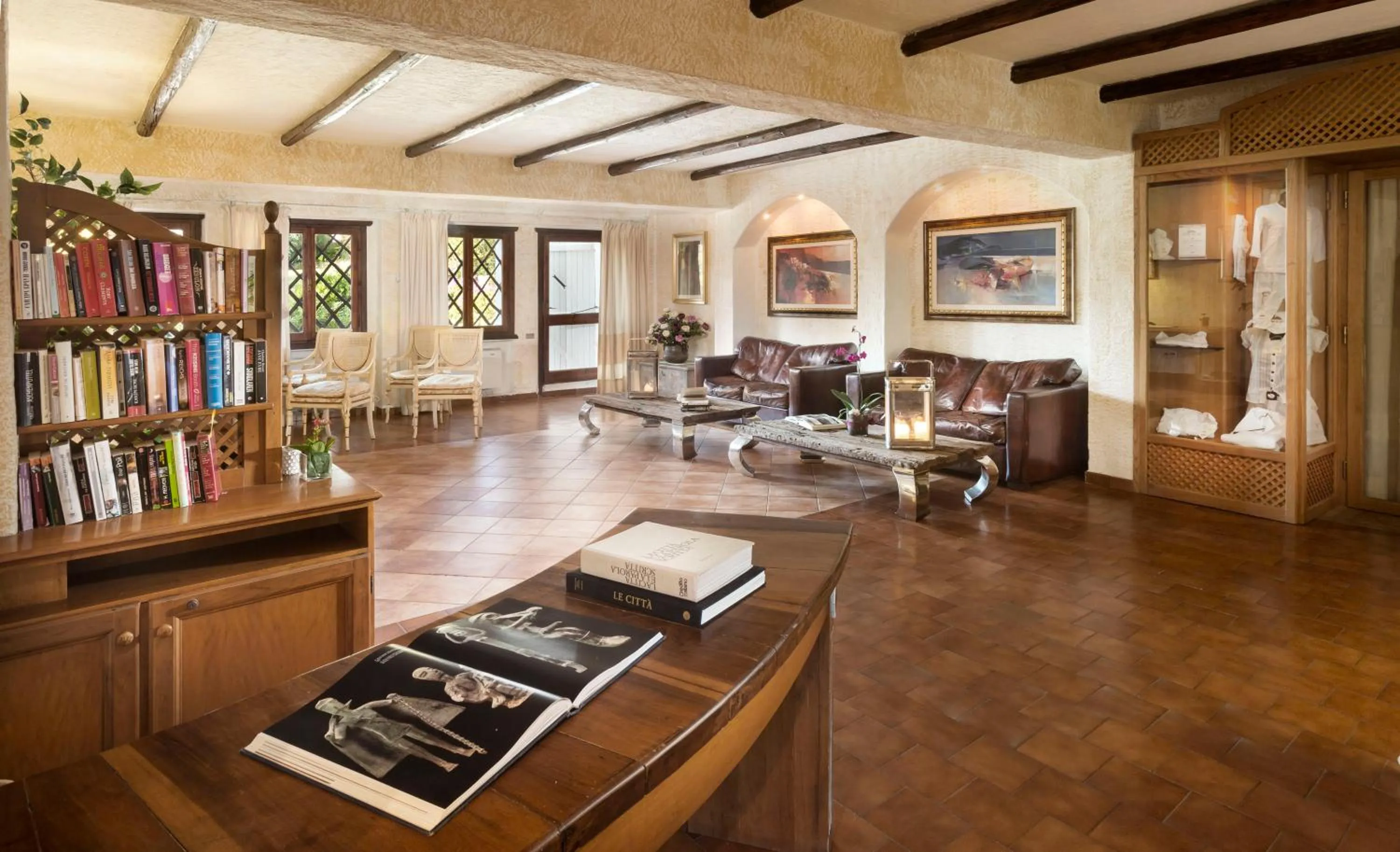 Lounge or bar in Club Hotel Baja Sardinia