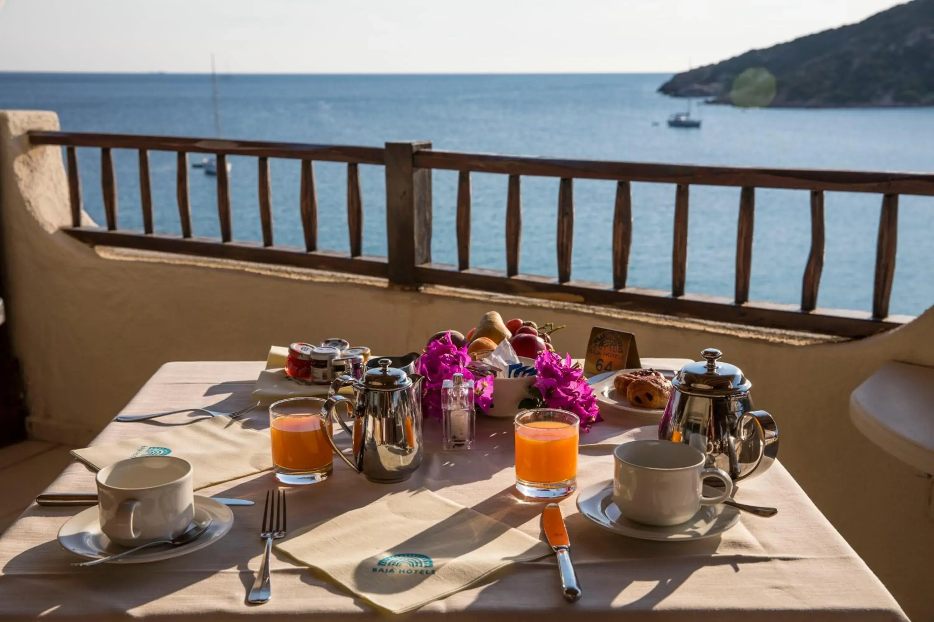 Restaurant/places to eat in Club Hotel Baja Sardinia Restaurant/places to eat in Club Hotel Baja Sardinia