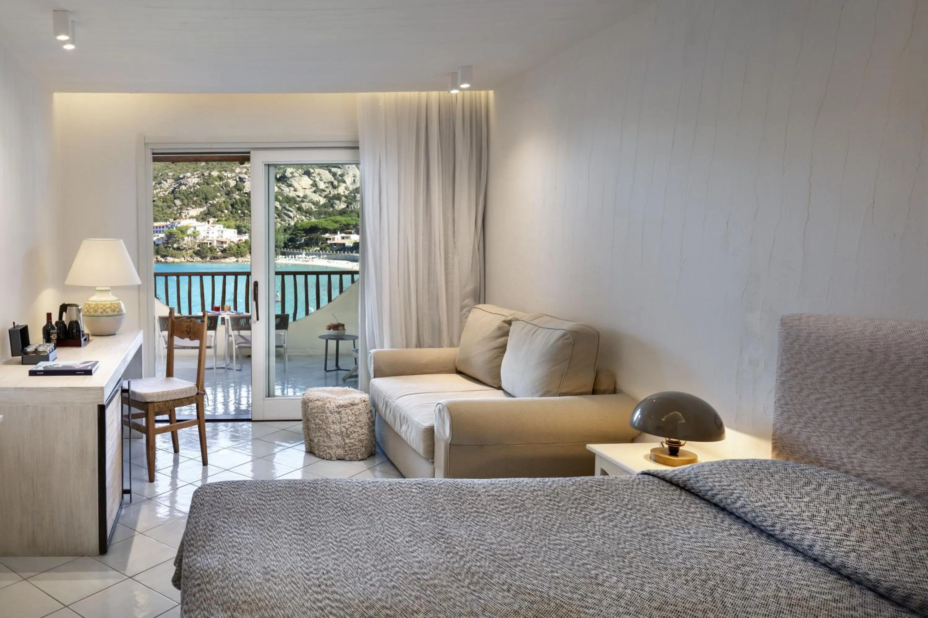 Photo of the whole room in Club Hotel Baja Sardinia