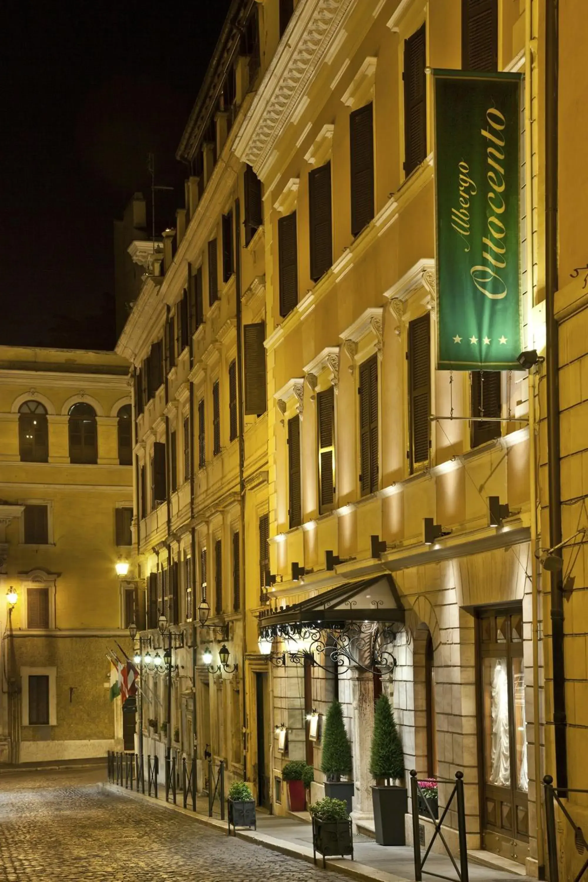 Facade/entrance in Albergo Ottocento Facade/entrance in Albergo Ottocento
